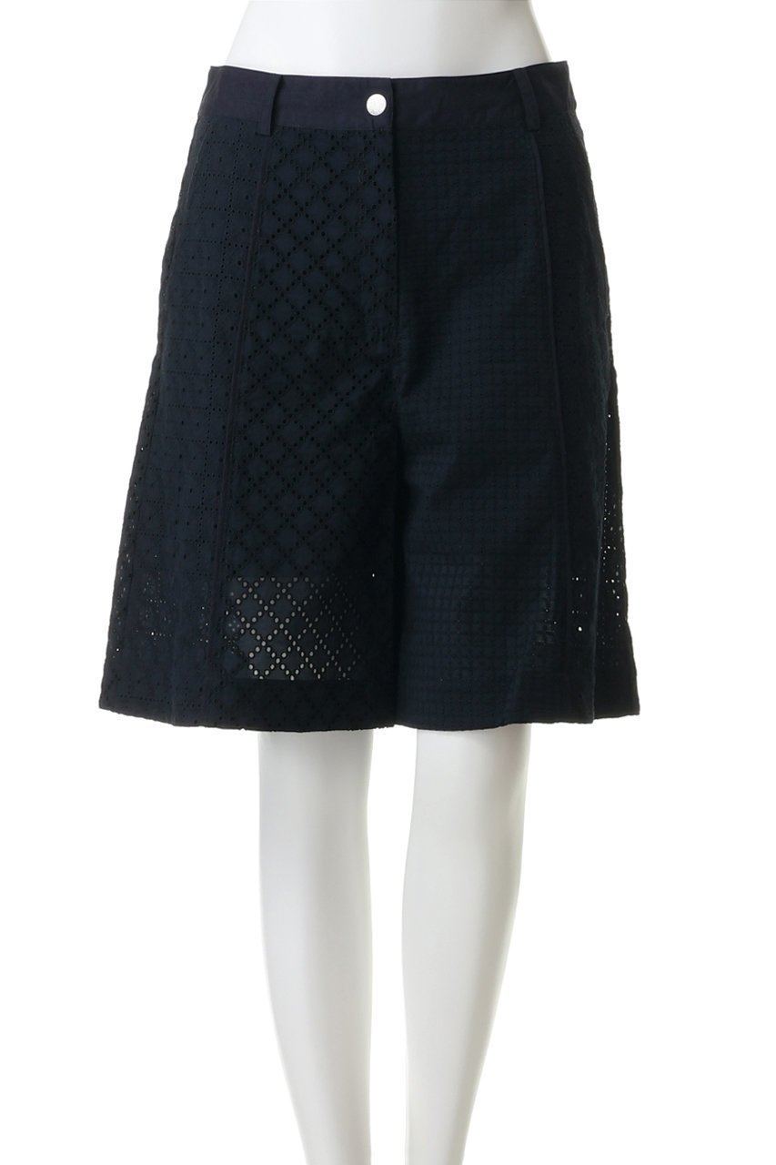 【スリーワン フィリップリム/3.1 Phillip Lim】のBROIDERIE ANGLAISE パッチワーク バミューダ ショーツ 人気、トレンドファッション・服の通販 founy(ファニー) 　ファッション　Fashion　レディースファッション　Fashion for Women　パンツ　Pants & Trousers　ショートパンツ・ハーフパンツ　High-Waisted & Relaxed Shorts　クール　Cool, Chic　ショーツ　Shorts, Short Pants　ショート　Short, Short Length　バランス　Balance, Style Balance　パターン　Pattern, Design Print　パッチワーク　Patchwork, Mixed Fabric　モチーフ　Motif, Design Theme　リゾート　Resort, Vacation Style　レース　Lace, Lace Fabric　other-2|ID: prp329100004909178 ipo3291000000036774154