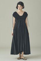 【カレンソロジー/Curensology】のハンドスモッキングワンピース ブラック|ID: prp329100004909484 ipo3291000000036776716