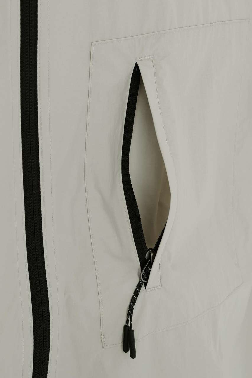 【マーガレットハウエル/MARGARET HOWELL】のWATER REPELLENT LIGHTWEIGHT NYLON POPLIN SHIRT 人気、トレンドファッション・服の通販 founy(ファニー) 　ファッション　Fashion　レディースファッション　Fashion for Women　トップス・カットソー　Cut & Sew Tops　シャツ・ブラウス・オフィスカジュアル　Elegant Blouses & Button-Ups　コレクション　Collection, Seasonal Line　軽量　Lightweight, Ultra Light　ショート　Short, Short Length　スピンドル　Spindle, Drawcord　スリーブ　Sleeve, Long Sleeve / Short Sleeve　フォルム　Silhouette, Form　ポケット　Pocket, Pocket Detail　マーガレット　Marguerite, Daisy Pattern　新作・新入荷　New Arrivals / New In　other-6|ID: prp329100004909489 ipo3291000000036776764