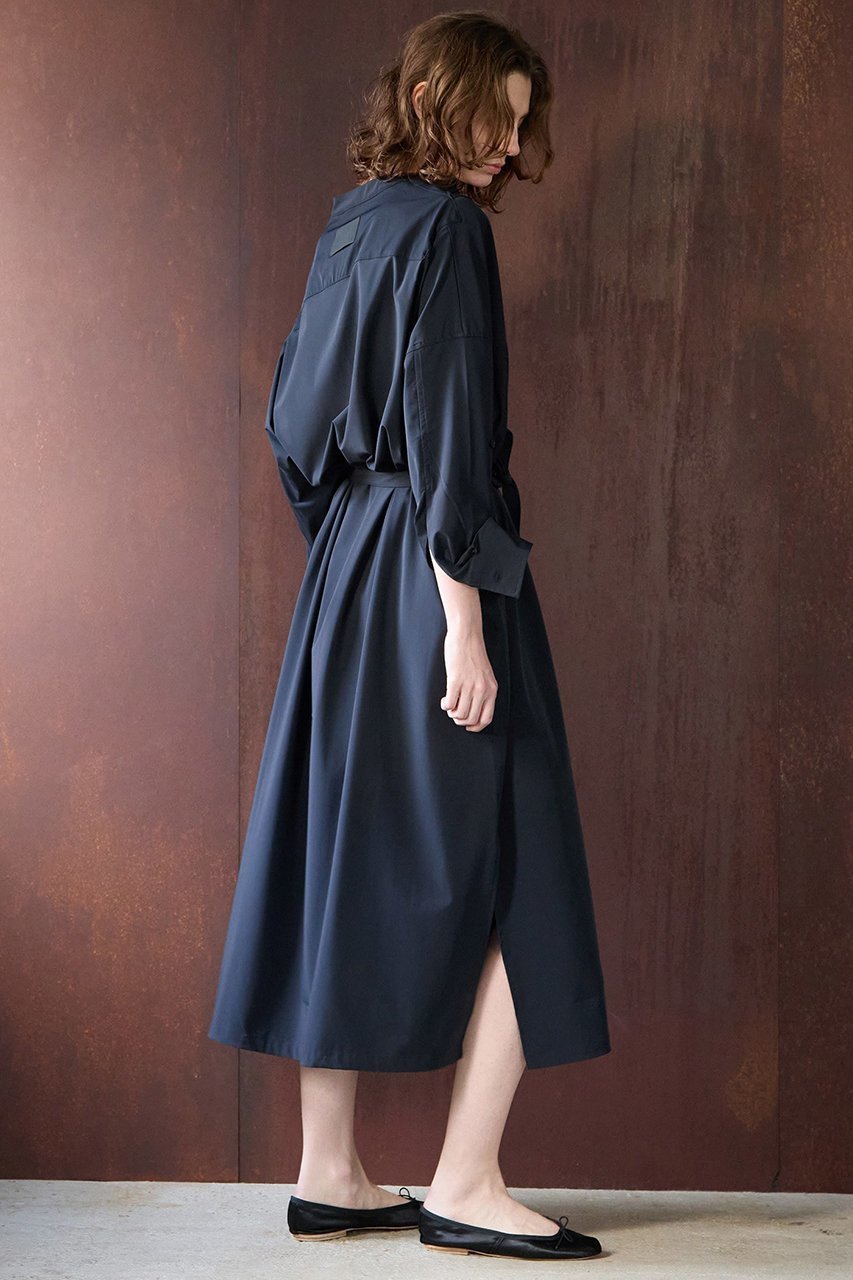 【マルティニーク/martinique】の《別注》【COGTHEBIGSMOKE】NELL ドレス 人気、トレンドファッション・服の通販 founy(ファニー) 　ファッション　Fashion　レディースファッション　Fashion for Women　ワンピース　Dresses　フォーマル・パーティードレス・結婚式用ドレス　Elegant & Casual Dresses　チュニック　Tunic Tops & Dresses　ウォッシャブル　Machine Washable　カフス　Cuff Design　コレクション　Collection, Seasonal Line　スタンド　Stand Collar, Upright Stand　スリット　Slit, Slit Detail　チュニック　Tunic, Long Top　トレンド　Trend, Trending Now　ドレス　Dress, One-Piece　なめらか　Smooth, Silky Texture　フロント　Front, Front Design　別注　Limited Edition, Custom Order　ラグジュアリー　Luxury, Elegant　リアル　Real, Realistic　ロング　Long, Long-Length　ロンドン　London Style, British Inspired　日本製　Made In Japan　エレガント 上品　Elegant　other-5|ID: prp329100004909765 ipo3291000000036780058