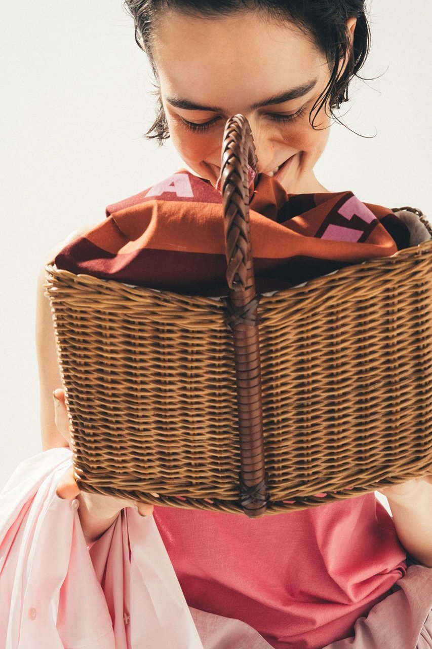 【ア ヴァケーション/A VACATION】のSEESAW RATTAN S スカーフ付きカゴバッグ 人気、トレンドファッション・服の通販 founy(ファニー) 　ファッション　Fashion　レディースファッション　Fashion for Women　バッグ　Bags　スカーフ　Scarf, Neckwear　バスケット　Basket, Basket Bag　フォルム　Silhouette, Form　ラタン　Rattan, Woven Rattan　エレガント 上品　Elegant　other-2|ID: prp329100004909998 ipo3291000000036815310