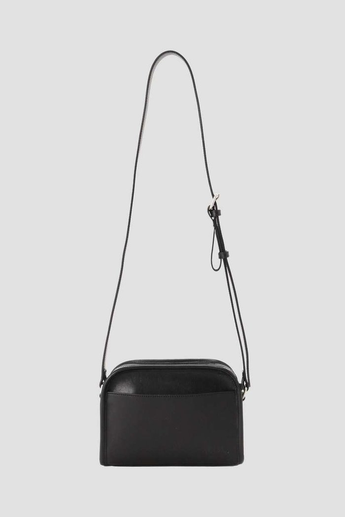 【マーガレットハウエル/MARGARET HOWELL】のSUPPLE LEATHER インテリア・キッズ・メンズ・レディースファッション・服の通販 founy(ファニー) https://founy.com/ ファッション Fashion レディースファッション Fashion for Women バッグ Bags シンプル Simple, Minimal ジップ Zip, Zipper パイピング Piping, Trim Design フォルム Silhouette, Form ポケット Pocket, Pocket Detail |ID: prp329100004910236 ipo3291000000036784779