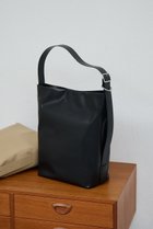 【ガリャルダガランテ/GALLARDAGALANTE】の【MANAKAコラボ】ベルテッドワンショルダー ブラック|ID:prp329100004910295