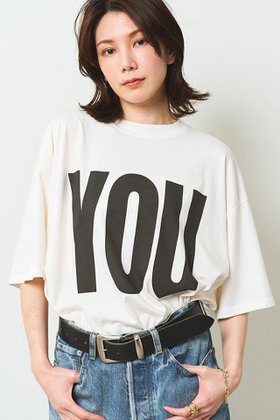 【ウィムガゼット/Whim Gazette】の【KATHARINE HAMNETT】別注YOU Tシャツ 人気、トレンドファッション・服の通販 founy(ファニー) ファッション Fashion レディースファッション Fashion for Women トップス・カットソー Cut & Sew Tops シャツ・ブラウス・オフィスカジュアル Elegant Blouses & Button-Ups ロングTシャツ・Tシャツ Longline T-Shirts & Tees カットソー・ベーシックTシャツ Cut-and-Sewn Tops / Stretch Tees & Basics オーガニック Organic Cotton ショート Short, Short Length スタンダード Standard, Basic スペシャル Special, Limited Edition スリーブ Sleeve, Long Sleeve / Short Sleeve なめらか Smooth, Silky Texture バランス Balance, Style Balance フロント Front, Front Design 別注 Limited Edition, Custom Order 新作・新入荷 New Arrivals / New In |ID:prp329100004910321