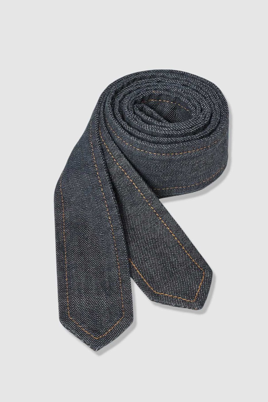 【アルアバイル/allureville】のシャンブレーデニムライクワンピース 人気、トレンドファッション・服の通販 founy(ファニー) 　ファッション　Fashion　レディースファッション　Fashion for Women　ワンピース　Dresses　チュニック　Tunic Tops & Dresses　ギャザー　Gathered, Ruffled　コンパクト　Compact, Small Size　シューズ　Shoes, Footwear　チュニック　Tunic, Long Top　デニム　Denim, Jeans Material　ノースリーブ　Sleeveless, No-Sleeve　フェミニン　Feminine, Girly　フラット　Flat, Flat Shoes　フラップ　Flap, Flap Pocket　フロント　Front, Front Design　ポケット　Pocket, Pocket Detail　ロング　Long, Long-Length　おすすめ　Recommended / Our Picks　エレガント 上品　Elegant　新作・新入荷　New Arrivals / New In　other-7|ID: prp329100004910340 ipo3291000000036785701