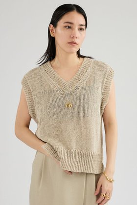 【カオス/Chaos】 フィラージニットベスト人気、トレンドファッション・服の通販 founy(ファニー) ファッション Fashion レディースファッション Fashion for Women トップス・カットソー Cut & Sew Tops ニット Knit Tops & Sweaters ベスト&ジレ / 重ね着スタイル Vests & Gilets カジュアルプルオーバー・ニットトップス Pullovers & Knit Tops / Casual Pullovers カットソー Cut and Sewn Top スリット Slit, Slit Detail ベスト Vest, Waistcoat 吸水 Absorbent, Quick-Dry 夏 Summer 新作・新入荷 New Arrivals / New In |ID:prp329100004910479