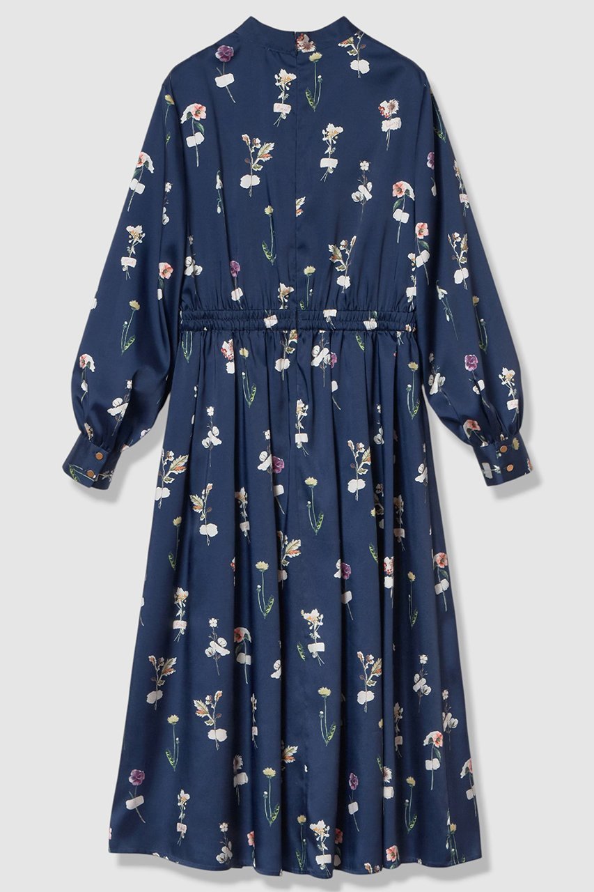 【アナイ/ANAYI】のボタニカルサテンプリントタック ワンピース 人気、トレンドファッション・服の通販 founy(ファニー) 　ファッション　Fashion　レディースファッション　Fashion for Women　ワンピース　Dresses　チュニック　Tunic Tops & Dresses　クラシカル　Classical, Vintage-Inspired　チュニック　Tunic, Long Top　プリーツ　Pleats, Pleated　ボタニカル　Botanical, Floral Pattern　メタル　Metal, Metal Parts　モチーフ　Motif, Design Theme　ロング　Long, Long-Length　春　Spring　other-2|ID: prp329100004910514 ipo3291000000036792647