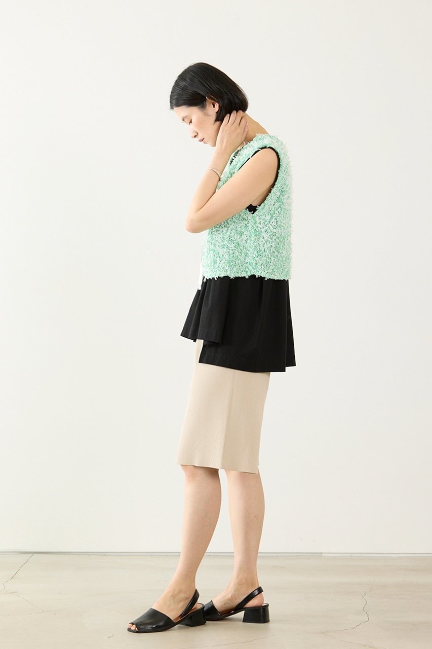 【アダワス/ADAWAS】のチュール ヤーンベスト 人気、トレンドファッション・服の通販 founy(ファニー) 　ファッション　Fashion　レディースファッション　Fashion for Women　トップス・カットソー　Cut & Sew Tops　ニット　Knit Tops & Sweaters　ベスト&ジレ / 重ね着スタイル　Vests & Gilets　カジュアルプルオーバー・ニットトップス　Pullovers & Knit Tops / Casual Pullovers　クロップド　Cropped, Short Length　シンプル　Simple, Minimal　チュール　Tulip, Tulip Motif　フレア　Flare, Flared　フロント　Front, Front Design　ベスト　Vest, Waistcoat　リボン　Ribbon, Bow　ループ　Loop, Loop Knit　ワイド　Wide, Wide Fit　other-8|ID: prp329100004910529 ipo3291000000036792805