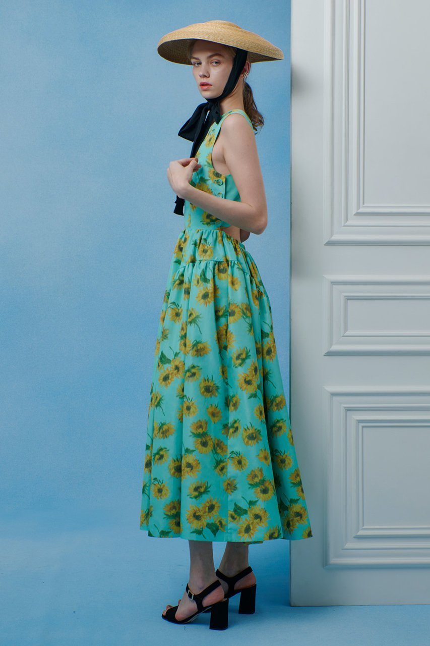 【アルアバイル/allureville】の【LOULOU WILLOUGHBY】サンフラワープリントバッククロスワンピース 人気、トレンドファッション・服の通販 founy(ファニー) 　ファッション　Fashion　レディースファッション　Fashion for Women　ワンピース　Dresses　チュニック　Tunic Tops & Dresses　ギャザー　Gathered, Ruffled　タフタ　Taffeta, Structured Fabric　チュニック　Tunic, Long Top　フィット　Fit, Slim Fit　フレア　Flare, Flared　プリント　Print, Printed Pattern　ロング　Long, Long-Length　夏　Summer　other-4|ID: prp329100004910536 ipo3291000000036792861