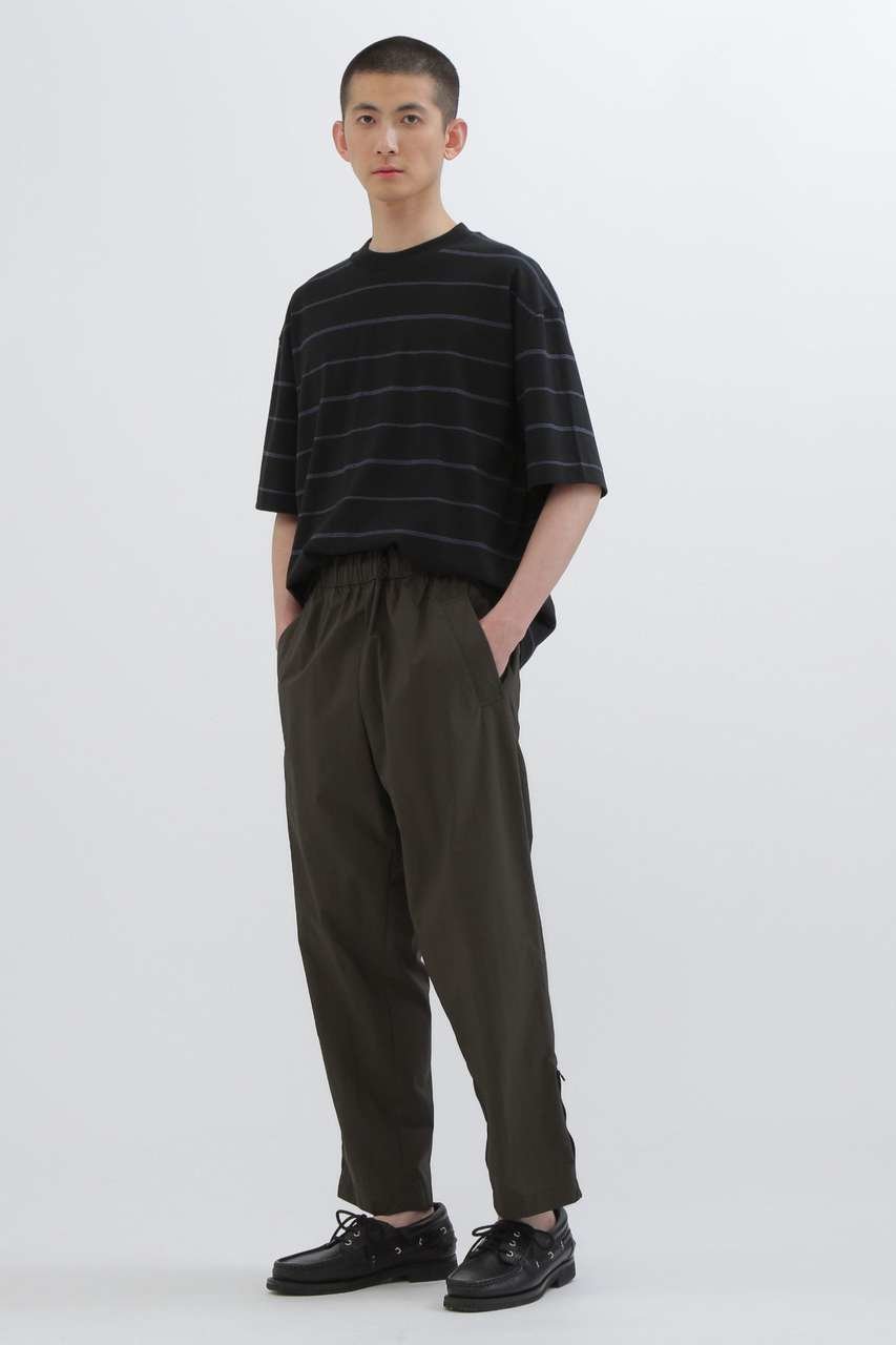 【その他のブランド/Other】のLIGHTWEIGHT NYLON POPLIN TROUSERS 人気、トレンドファッション・服の通販 founy(ファニー) 　ファッション　Fashion　レディースファッション　Fashion for Women　パンツ　Pants & Trousers　コレクション　Collection, Seasonal Line　ジップ　Zip, Zipper　ストレート　Straight, Straight Cut　バランス　Balance, Style Balance　マーガレット　Marguerite, Daisy Pattern　軽量　Lightweight, Ultra Light　other-4|ID: prp329100004910612 ipo3291000000036793536