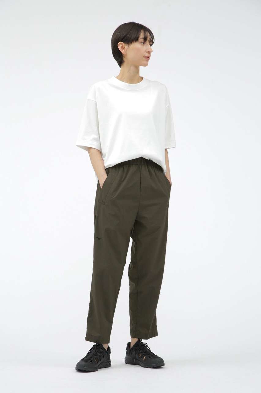 【その他のブランド/Other】のLIGHTWEIGHT NYLON POPLIN TROUSERS 人気、トレンドファッション・服の通販 founy(ファニー) 　ファッション　Fashion　レディースファッション　Fashion for Women　パンツ　Pants & Trousers　コレクション　Collection, Seasonal Line　ジップ　Zip, Zipper　ストレート　Straight, Straight Cut　バランス　Balance, Style Balance　マーガレット　Marguerite, Daisy Pattern　軽量　Lightweight, Ultra Light　other-6|ID: prp329100004910612 ipo3291000000036793538