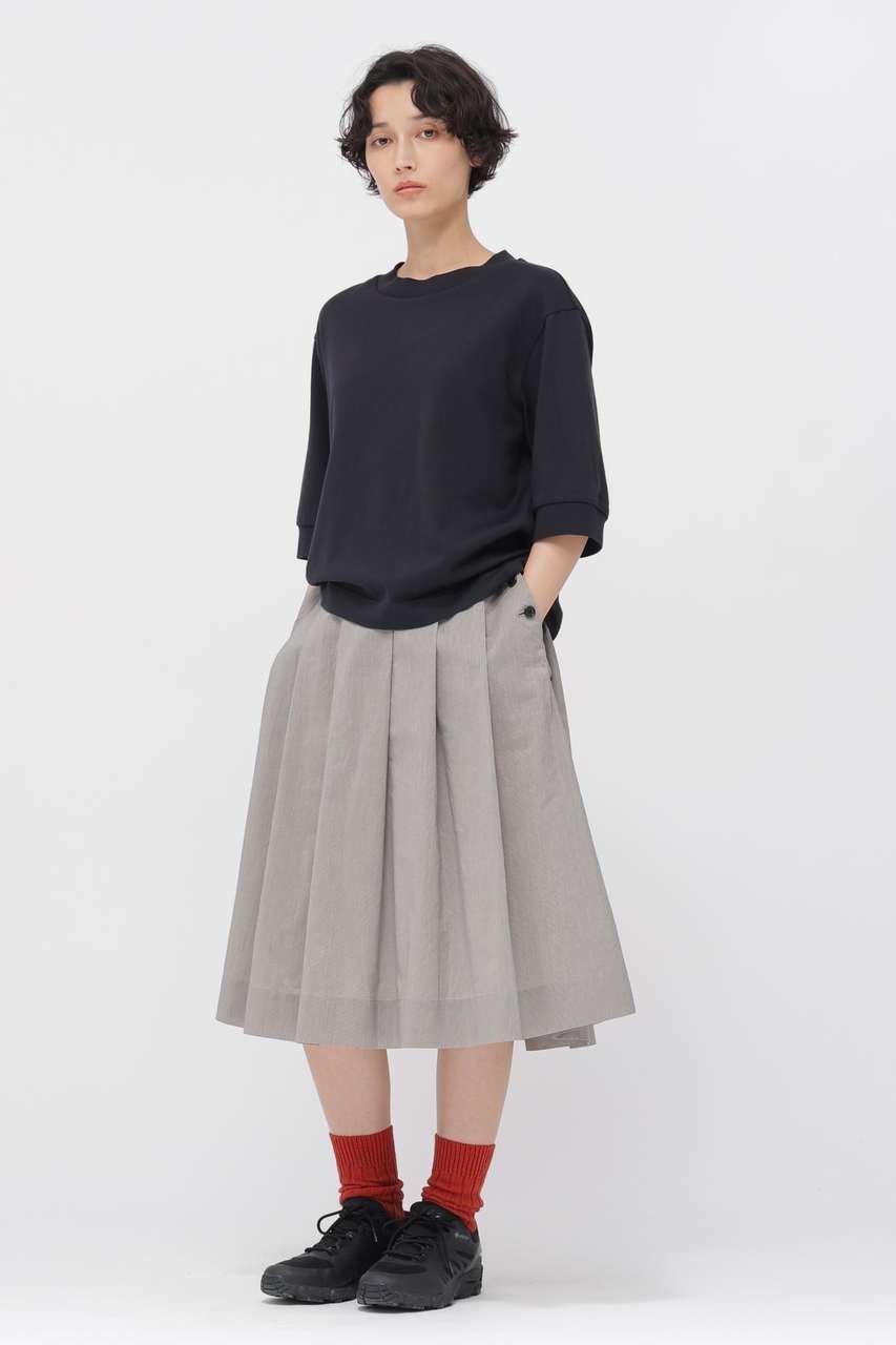 【マーガレットハウエル/MARGARET HOWELL】のTWIST COTTON JERSEY TOP 人気、トレンドファッション・服の通販 founy(ファニー) 　ファッション　Fashion　レディースファッション　Fashion for Women　トップス・カットソー　Cut & Sew Tops　シャツ・ブラウス・オフィスカジュアル　Elegant Blouses & Button-Ups　ロングTシャツ・Tシャツ　Longline T-Shirts & Tees　カットソー・ベーシックTシャツ　Cut-and-Sewn Tops / Stretch Tees & Basics　ショート　Short, Short Length　スリーブ　Sleeve, Long Sleeve / Short Sleeve　バランス　Balance, Style Balance　フィット　Fit, Slim Fit　フォルム　Silhouette, Form　エレガント 上品　Elegant　other-2|ID: prp329100004910624 ipo3291000000036793634