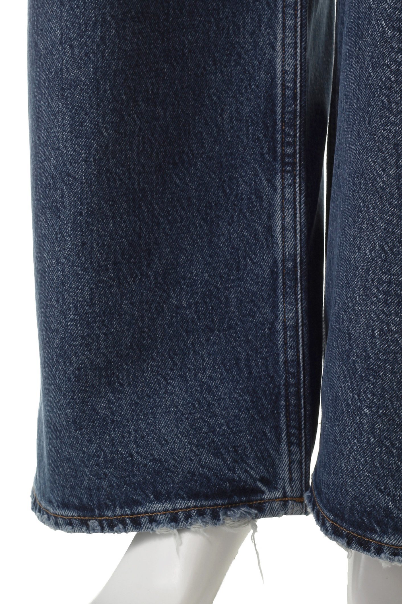 【シチズンズ オブ ヒューマニティー/CITIZENS OF HUMANITY】の【AGOLDE】LOW SLUNG BAGGY IN ESSENCE 人気、トレンドファッション・服の通販 founy(ファニー) ファッション Fashion レディースファッション Fashion for Women パンツ Pants & Trousers デニムパンツ・ジーンズ・美脚デニム Denim Jeans & Pants ダウン Down, Puffer デニム Denim, Jeans Material バランス Balance, Style Balance フィット Fit, Slim Fit ベスト Vest, Waistcoat リラックス Relax, Relaxed Fit ヴィンテージ Vintage Style 人気 Popular, Best Seller 定番 Standard, Basic Item other-8|ID: prp329100004911005 ipo3291000000036799048