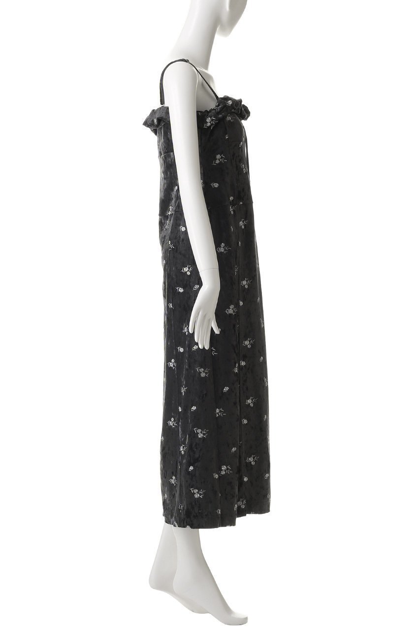 【メゾンスペシャル/MAISON SPECIAL】のFlower Embroidery Velour Camisole Dress/フラワーエンブロイダリーベロアキャミワンピース 人気、トレンドファッション・服の通販 founy(ファニー) ファッション Fashion レディースファッション Fashion for Women ワンピース Dresses フォーマル・パーティードレス・結婚式用ドレス Elegant & Casual Dresses キャミソールワンピース Camisole Dresses チュニック Tunic Tops & Dresses おすすめ Recommended / Our Picks キャミワンピース Cami Dress, Slip Dress シルバー Silver, Metallic Silver ジャケット Jacket, Outerwear ストレッチ Stretch, Stretchy Fabric チュニック Tunic, Long Top フィット Fit, Slim Fit フェミニン Feminine, Girly フリル Frill, Ruffle ベロア Velour, Soft Velvet ライダース Riders ラップ Wrap, Wrap Design ロング Long, Long-Length A/W・秋冬 Autumn/Winter other-3|ID: prp329100004911053 ipo3291000000036799746
