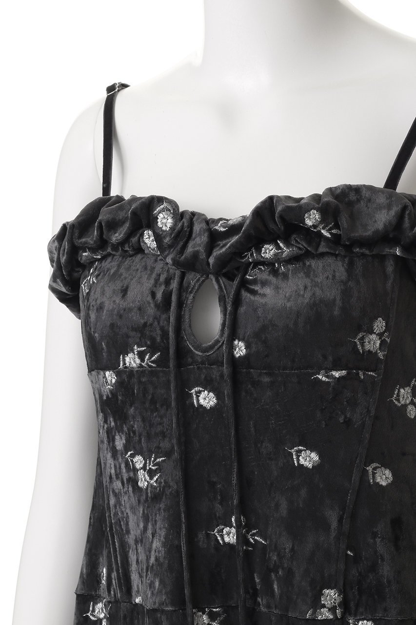 【メゾンスペシャル/MAISON SPECIAL】のFlower Embroidery Velour Camisole Dress/フラワーエンブロイダリーベロアキャミワンピース 人気、トレンドファッション・服の通販 founy(ファニー) ファッション Fashion レディースファッション Fashion for Women ワンピース Dresses フォーマル・パーティードレス・結婚式用ドレス Elegant & Casual Dresses キャミソールワンピース Camisole Dresses チュニック Tunic Tops & Dresses おすすめ Recommended / Our Picks キャミワンピース Cami Dress, Slip Dress シルバー Silver, Metallic Silver ジャケット Jacket, Outerwear ストレッチ Stretch, Stretchy Fabric チュニック Tunic, Long Top フィット Fit, Slim Fit フェミニン Feminine, Girly フリル Frill, Ruffle ベロア Velour, Soft Velvet ライダース Riders ラップ Wrap, Wrap Design ロング Long, Long-Length A/W・秋冬 Autumn/Winter other-5|ID: prp329100004911053 ipo3291000000036799750
