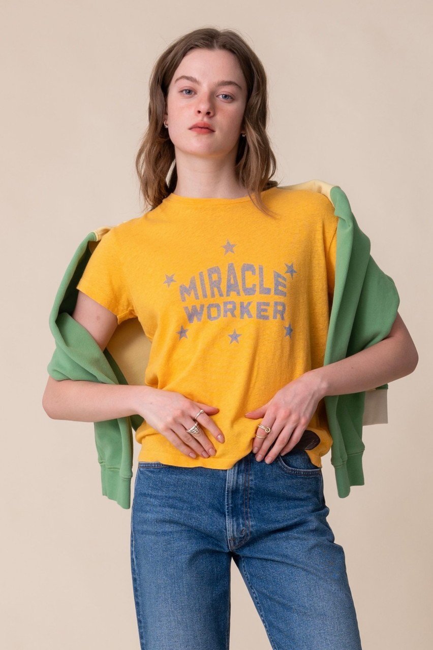 【マザー/MOTHER】のTHE SINFUL MIRACLE WONDER Tシャツ (RAC) 人気、トレンドファッション・服の通販 founy(ファニー) 　ファッション　Fashion　レディースファッション　Fashion for Women　トップス・カットソー　Cut & Sew Tops　シャツ・ブラウス・オフィスカジュアル　Elegant Blouses & Button-Ups　ロングTシャツ・Tシャツ　Longline T-Shirts & Tees　カットソー・ベーシックTシャツ　Cut-and-Sewn Tops / Stretch Tees & Basics　グラフィック　Graphic, Graphic Design　ショート　Short, Short Length　スリム　Slim, Slim Fit　スリーブ　Sleeve, Long Sleeve / Short Sleeve　フィット　Fit, Slim Fit　モチーフ　Motif, Design Theme　リネン　Linen, Linen Fabric　ヴィンテージ　Vintage Style　再入荷　Restock / Back in Stock　other-6|ID: prp329100004911786 ipo3291000000036807524