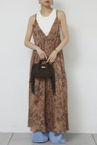 【ガリャルダガランテ/GALLARDAGALANTE】のボタニカルサテンディープVキャミワンピース ブラウン|ID: prp329100004911958 ipo3291000000036808919