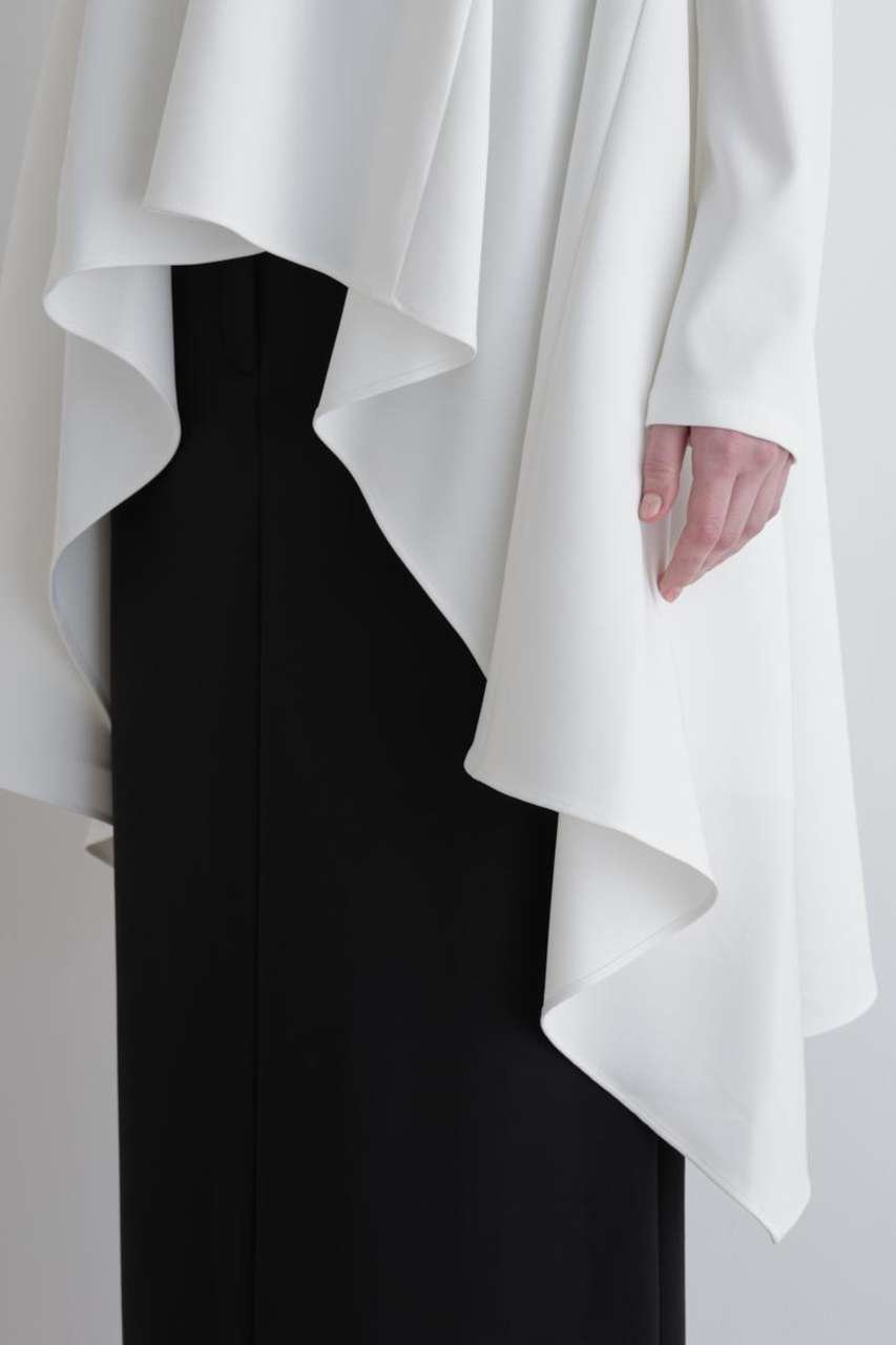 【ル フィル/LE PHIL】の2WAYツイルイレギュラーヘムブラウス 人気、トレンドファッション・服の通販 founy(ファニー) ファッション Fashion レディースファッション Fashion for Women トップス・カットソー Cut & Sew Tops シャツ・ブラウス・オフィスカジュアル Elegant Blouses & Button-Ups おすすめ Recommended / Our Picks イレギュラーヘム Irregular Hem スリーブ Sleeve, Long Sleeve / Short Sleeve ドレープ Drape, Draping Fabric ビッグ Big, Oversized ロング Long, Long-Length 定番 Standard, Basic Item ビジネス 仕事 通勤 Business / Work / Commuting other-8|ID: prp329100004912021 ipo3291000000036809397