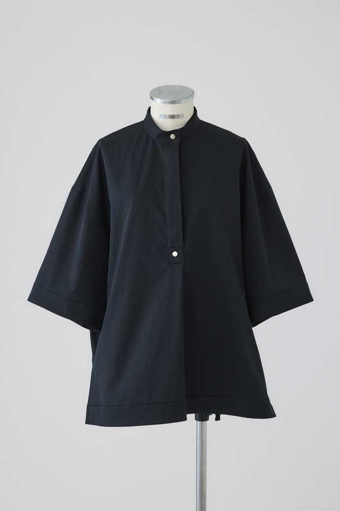 【リムアーク/RIM.ARK】のBand collar detail tops/トップス インテリア・キッズ・メンズ・レディースファッション・服の通販 founy(ファウニー) https://founy.com/ ファッション Fashion レディースファッション Fashion for Women トップス・カットソー Cut & Sew Tops シャツ・ブラウス・オフィスカジュアル Elegant Blouses & Button-Ups おすすめ Recommended / Our Picks インナー Innerwear コンパクト Compact, Small Size ショート Short, Short Length シルバー Silver, Metallic Silver スラックス Slacks, Dress Pants スリーブ Sleeve, Long Sleeve / Short Sleeve タイトスカート Pencil Skirt, Tight Skirt ドット Polka Dot, Dot Pattern バランス Balance, Style Balance フロント Front, Front Design モダン Modern, Contemporary ワイド Wide, Wide Fit |ID: prp329100004912123 ipo3291000000036810291