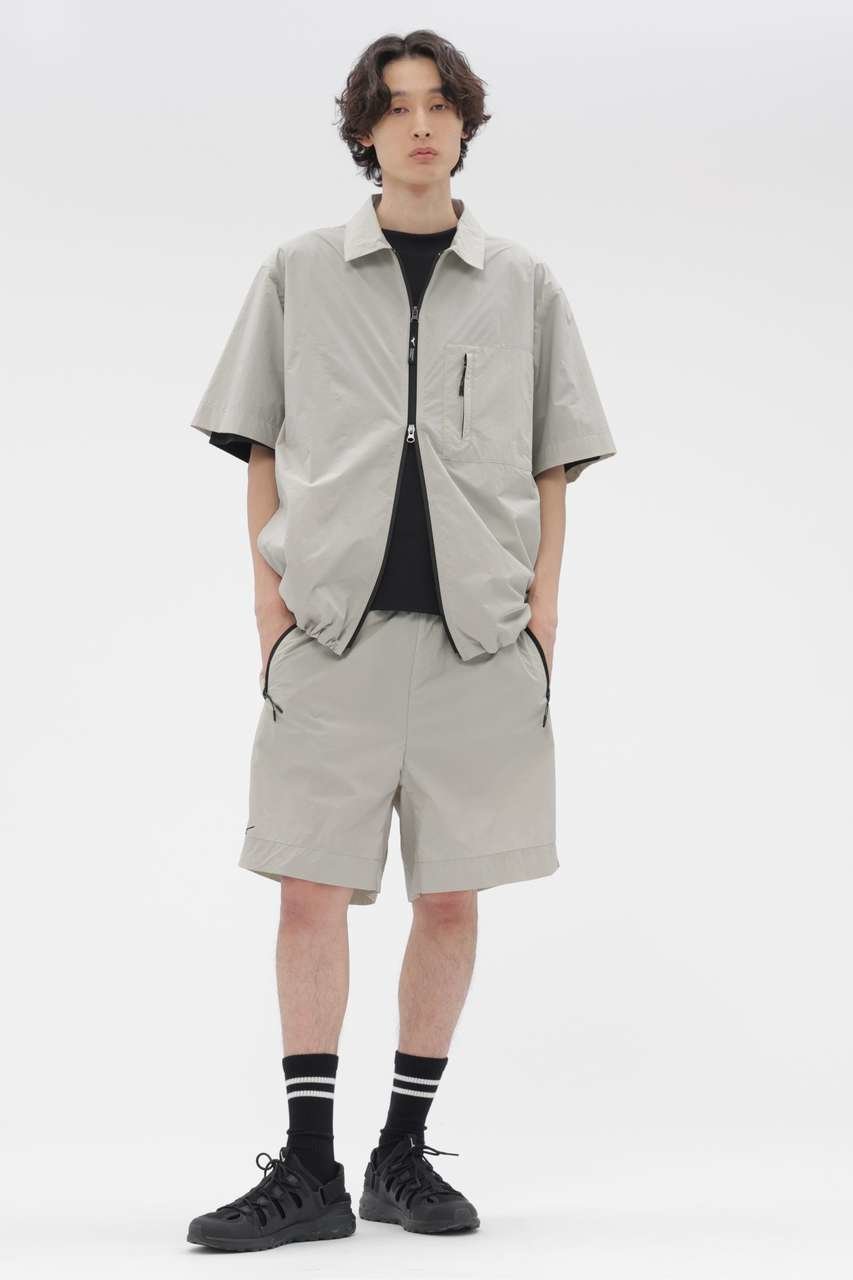 【その他のブランド/Other】のWATER REPELLENT LIGHTWEIGHT NYLON POPLIN SHIRT 人気、トレンドファッション・服の通販 founy(ファニー) ファッション Fashion レディースファッション Fashion for Women トップス・カットソー Cut & Sew Tops シャツ・ブラウス・オフィスカジュアル Elegant Blouses & Button-Ups コレクション Collection, Seasonal Line 軽量 Lightweight, Ultra Light ショート Short, Short Length スピンドル Spindle, Drawcord スリーブ Sleeve, Long Sleeve / Short Sleeve フォルム Silhouette, Form ポケット Pocket, Pocket Detail マーガレット Marguerite, Daisy Pattern 新作・新入荷 New Arrivals / New In other-2|ID: prp329100004912177 ipo3291000000036810808