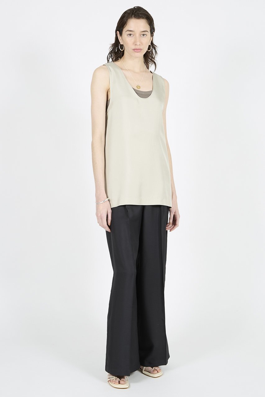 【ラスパイユ/raspail】のシルク タックパンツ 人気、トレンドファッション・服の通販 founy(ファニー) 　ファッション　Fashion　レディースファッション　Fashion for Women　パンツ　Pants & Trousers　シルク　Silk, 100% Silk　センター　Center, Center Line　リラックス　Relax, Relaxed Fit　エレガント 上品　Elegant　新作・新入荷　New Arrivals / New In　other-8|ID: prp329100004914117 ipo3291000000036825071