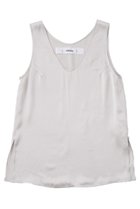 【ザ ストア バイ シー/THE STORE by C】の【COCUCA】シルクタンクトップ 人気、トレンドファッション・服の通販 founy(ファニー) ファッション Fashion レディースファッション Fashion for Women トップス・カットソー Cut & Sew Tops キャミソール&ノースリーブ Camisoles & Sleeveless Tops シャツ・ブラウス・オフィスカジュアル Elegant Blouses & Button-Ups ロングTシャツ・Tシャツ Longline T-Shirts & Tees カットソー・ベーシックTシャツ Cut-and-Sewn Tops / Stretch Tees & Basics インナー Innerwear エレガント 上品 Elegant キャミソール Camisole, Spaghetti Strap Top サテン Satin, Glossy Fabric シルク Silk, 100% Silk シンプル Simple, Minimal タンク Tank Top, Sleeveless Top ドレープ Drape, Draping Fabric パウダー Powder, Soft Tone ベーシック Basic, Essential thumbnail ライトグレー|ID: prp329100004915029 ipo3291000000036838744