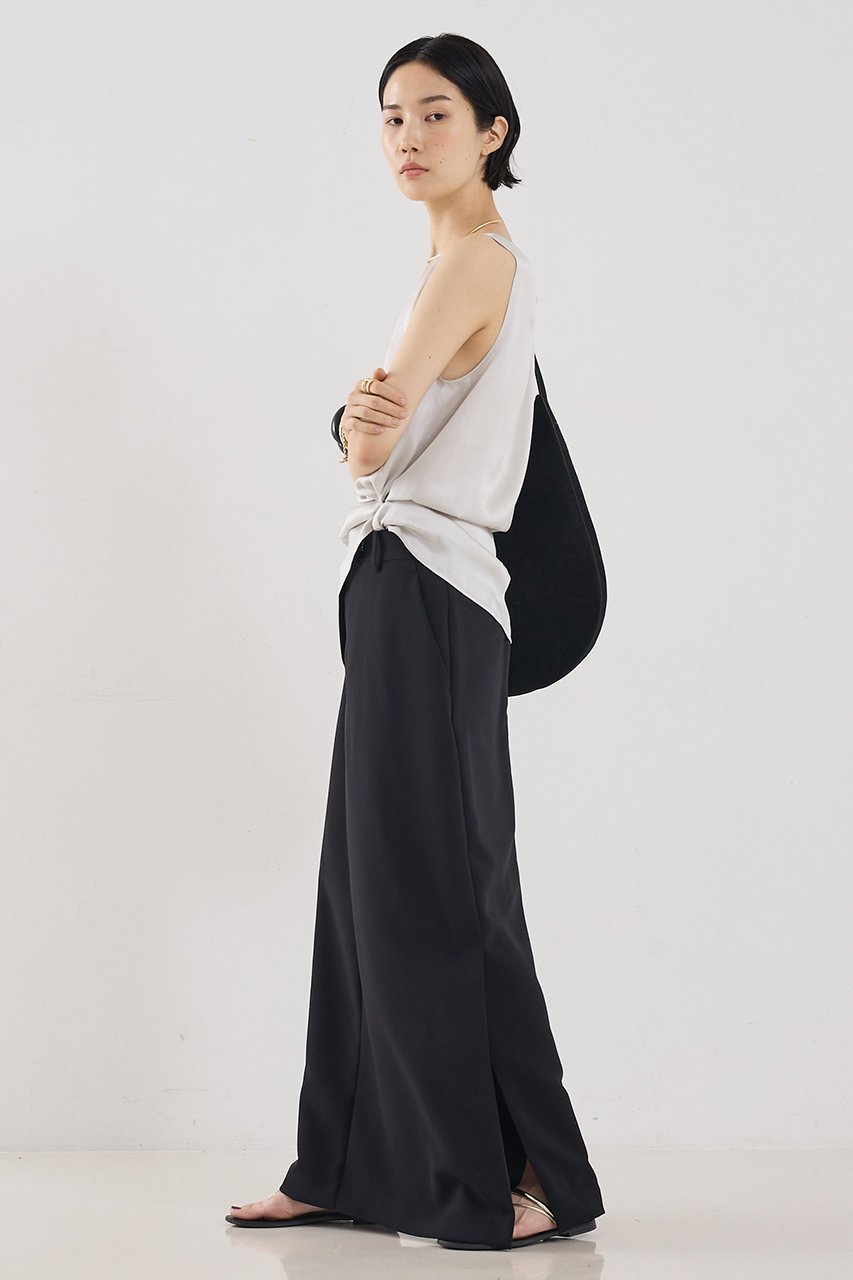 【ザ ストア バイ シー/THE STORE by C】の【COCUCA】シルクタンクトップ 人気、トレンドファッション・服の通販 founy(ファニー) ファッション Fashion レディースファッション Fashion for Women トップス・カットソー Cut & Sew Tops キャミソール&ノースリーブ Camisoles & Sleeveless Tops シャツ・ブラウス・オフィスカジュアル Elegant Blouses & Button-Ups ロングTシャツ・Tシャツ Longline T-Shirts & Tees カットソー・ベーシックTシャツ Cut-and-Sewn Tops / Stretch Tees & Basics インナー Innerwear エレガント 上品 Elegant キャミソール Camisole, Spaghetti Strap Top サテン Satin, Glossy Fabric シルク Silk, 100% Silk シンプル Simple, Minimal タンク Tank Top, Sleeveless Top ドレープ Drape, Draping Fabric パウダー Powder, Soft Tone ベーシック Basic, Essential other-6|ID: prp329100004915029 ipo3291000000036838755