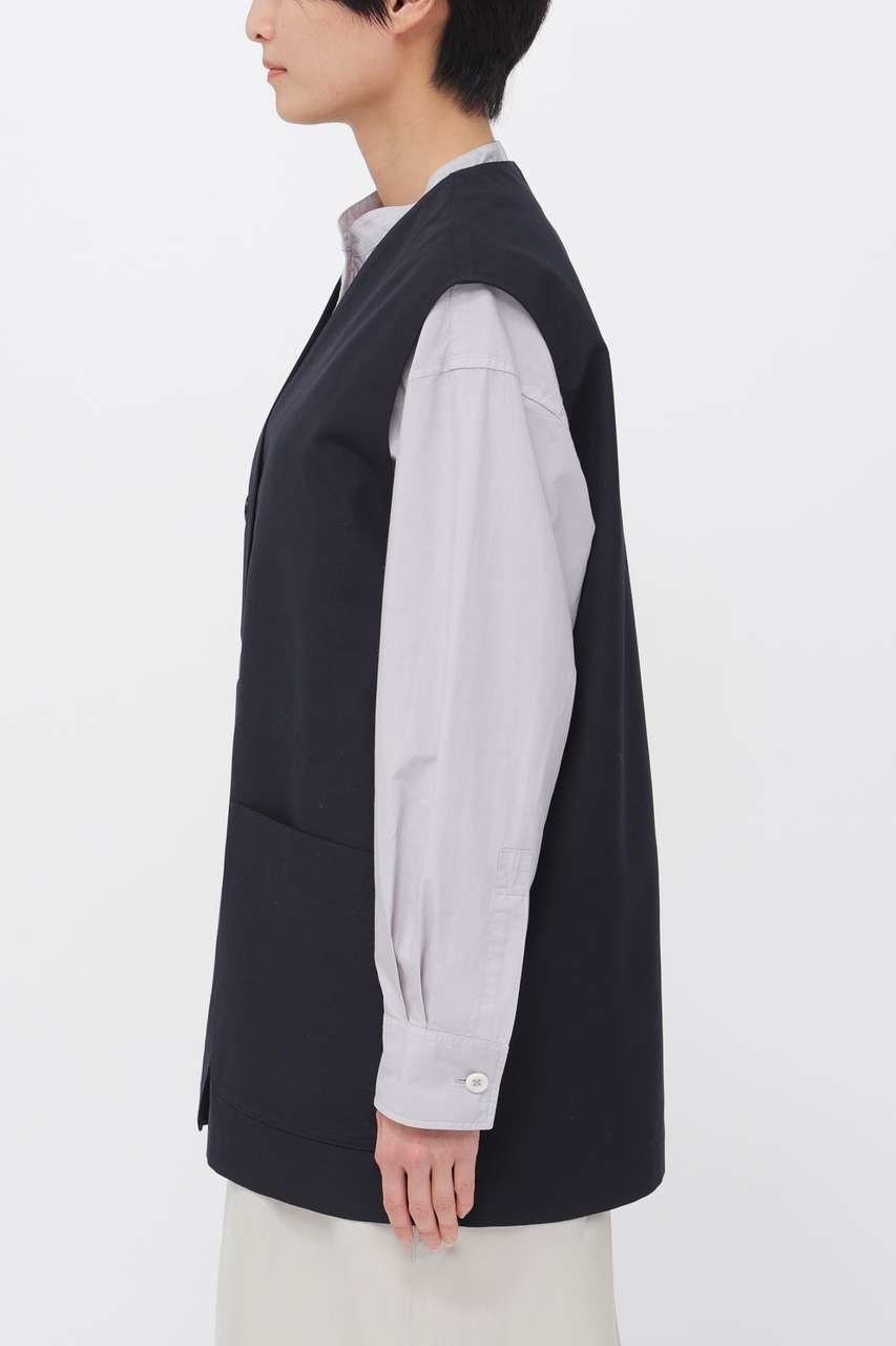 【マーガレットハウエル/MARGARET HOWELL】のUNIFORM WOOL POLYESTER BLOUSON 人気、トレンドファッション・服の通販 founy(ファニー) 　ファッション　Fashion　レディースファッション　Fashion for Women　アウター　Coat / Outerwear Collection　レディースジャケット・軽アウター　Jackets　ブルゾンジャケット・スポーティアウター　Blouson Jackets　おすすめ　Recommended / Our Picks　なめらか　Smooth, Silky Texture　シンプル　Simple, Minimal　ジャケット　Jacket, Outerwear　セットアップ　Set-Up, Coordinated Outfit　フラット　Flat, Flat Shoes　ベスト　Vest, Waistcoat　ポケット　Pocket, Pocket Detail　メンズ　Men's, Menswear　新作・新入荷　New Arrivals / New In　other-3|ID: prp329100004915508 ipo3291000000036843771