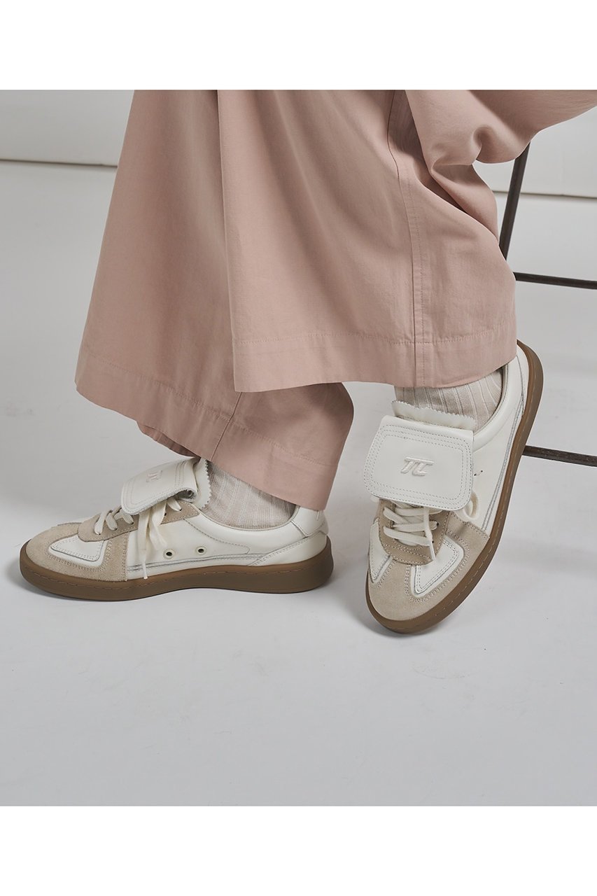 【ウィムガゼット/Whim Gazette】の【THESING】ローカットスニーカー 人気、トレンドファッション・服の通販 founy(ファニー) ファッション Fashion レディースファッション Fashion for Women スニーカー Sneakers, Trainers ハンド Hand, Handmade フラップ Flap, Flap Pocket A/W・秋冬 Autumn/Winter 新作・新入荷 New Arrivals / New In 2025年 2025 2025-2026秋冬・A/W Autumn/Winter 2025–26 AW25–26 other-2|ID: prp329100004915564 ipo3291000000036844293