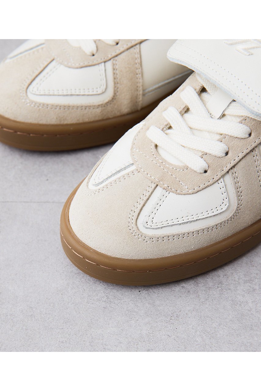 【ウィムガゼット/Whim Gazette】の【THESING】ローカットスニーカー 人気、トレンドファッション・服の通販 founy(ファニー) ファッション Fashion レディースファッション Fashion for Women スニーカー Sneakers, Trainers ハンド Hand, Handmade フラップ Flap, Flap Pocket A/W・秋冬 Autumn/Winter 新作・新入荷 New Arrivals / New In 2025年 2025 2025-2026秋冬・A/W Autumn/Winter 2025–26 AW25–26 other-6|ID: prp329100004915564 ipo3291000000036844302