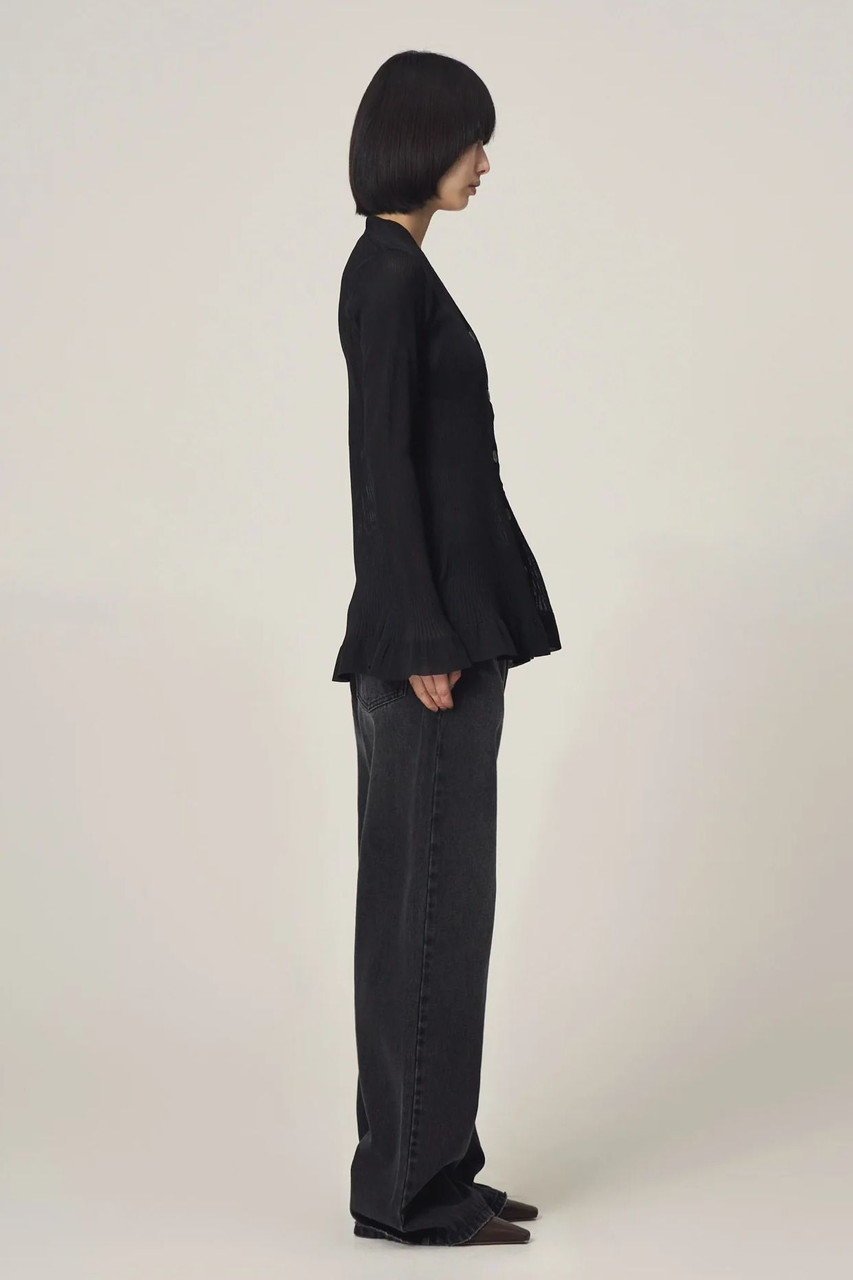 【ヴェニカ/Venica】のsheer flare pleats knit cardigan 人気、トレンドファッション・服の通販 founy(ファニー) 　ファッション　Fashion　レディースファッション　Fashion for Women　トップス・カットソー　Cut & Sew Tops　ニット　Knit Tops & Sweaters　カーディガン・羽織り　Layered Style Cardigans　カーディガン　Cardigan, Knitwear　シアー　Sheer, See-Through　パーティ　Party, Party Style　フィット　Fit, Slim Fit　フェミニン　Feminine, Girly　フリル　Frill, Ruffle　フレア　Flare, Flared　プリーツ　Pleats, Pleated　新作・新入荷　New Arrivals / New In　other-7|ID: prp329100004915622 ipo3291000000036844778