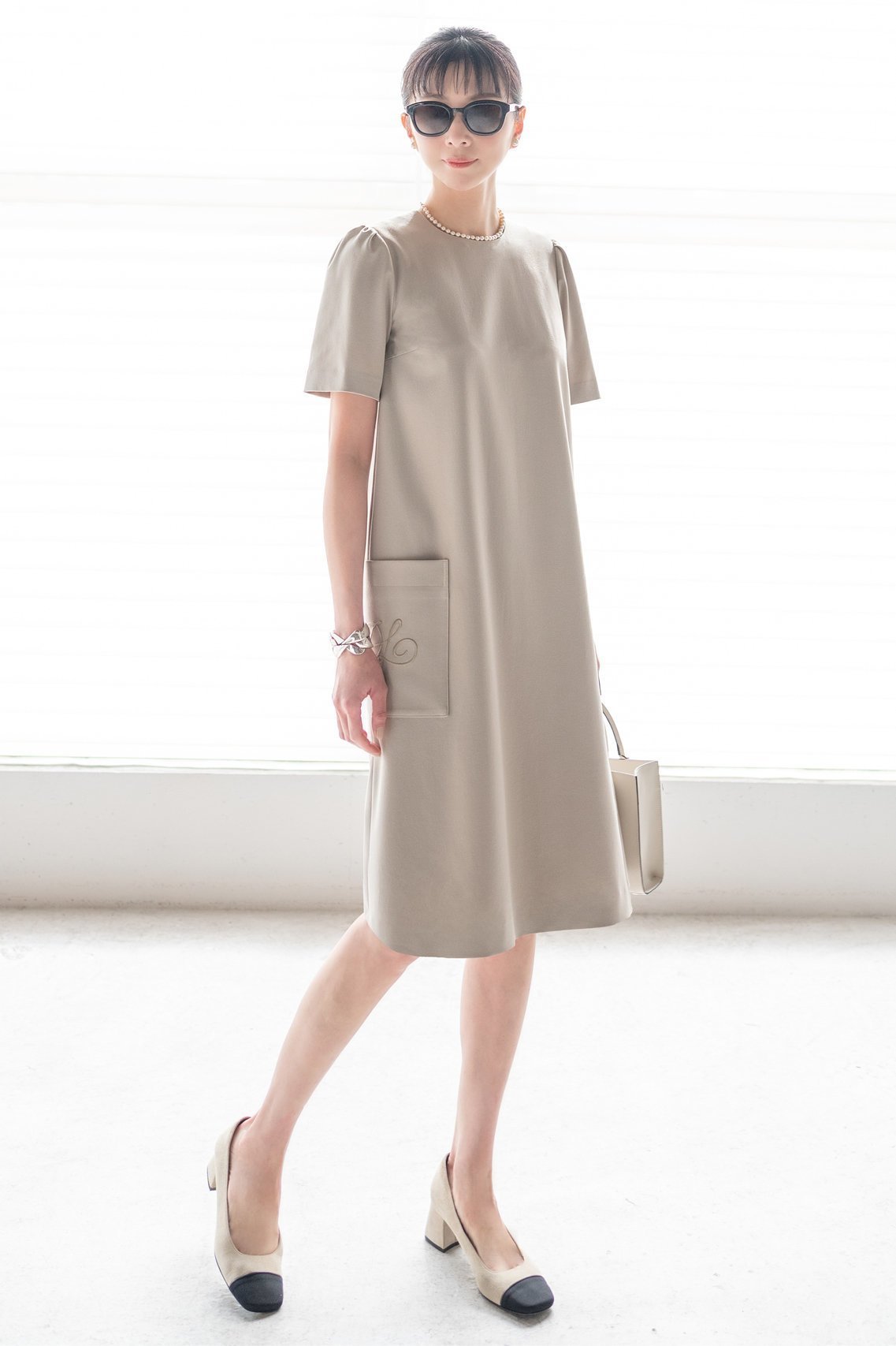 【デイジーリン/DAISY LIN】のDress “Daisy Elegant Sleeve” 人気、トレンドファッション・服の通販 founy(ファニー) 　ファッション　Fashion　レディースファッション　Fashion for Women　ワンピース　Dresses　フォーマル・パーティードレス・結婚式用ドレス　Elegant & Casual Dresses　チュニック　Tunic Tops & Dresses　ウォッシャブル　Machine Washable　ジュエリー　Jewelry, Accessories　スタイリッシュ　Stylish, Fashionable　チュニック　Tunic, Long Top　ドレス　Dress, One-Piece　定番　Standard, Basic Item　パッチ　Patch, Appliqué　ボックス　Boxy, Box Shape　ポケット　Pocket, Pocket Detail　エレガント 上品　Elegant　セレモニー　Ceremony　ビジネス 仕事 通勤　Business / Work / Commuting　other-5|ID: prp329100004917035 ipo3291000000036866995