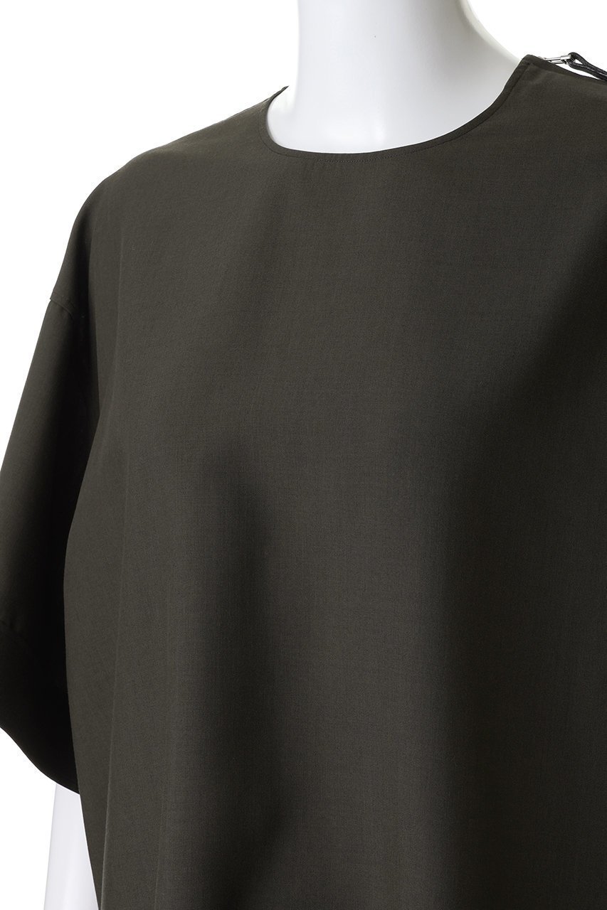 【ザ リラクス/THE RERACS】のショートスリーブサイドジッププルオーバーシャツ 人気、トレンドファッション・服の通販 founy(ファニー) 　ファッション　Fashion　レディースファッション　Fashion for Women　トップス・カットソー　Cut & Sew Tops　シャツ・ブラウス・オフィスカジュアル　Elegant Blouses & Button-Ups　カジュアルプルオーバー・ニットトップス　Pullovers & Knit Tops / Casual Pullovers　ショルダー　Shoulder, Shoulder Strap　ショート　Short, Short Length　ジップ　Zip, Zipper　スリット　Slit, Slit Detail　スリーブ　Sleeve, Long Sleeve / Short Sleeve　モダン　Modern, Contemporary　エレガント 上品　Elegant　other-5|ID: prp329100004917161 ipo3291000000036869468