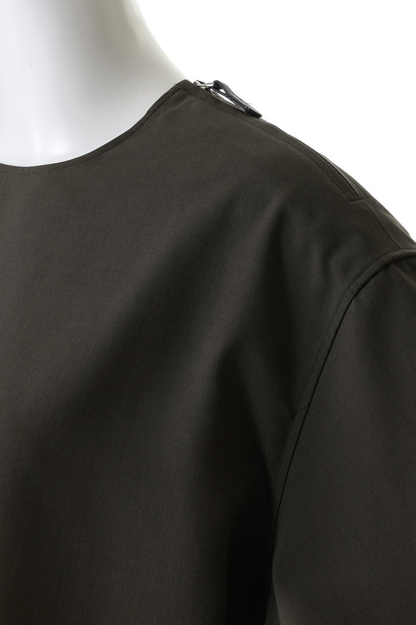 【ザ リラクス/THE RERACS】のショートスリーブサイドジッププルオーバーシャツ 人気、トレンドファッション・服の通販 founy(ファニー) 　ファッション　Fashion　レディースファッション　Fashion for Women　トップス・カットソー　Cut & Sew Tops　シャツ・ブラウス・オフィスカジュアル　Elegant Blouses & Button-Ups　カジュアルプルオーバー・ニットトップス　Pullovers & Knit Tops / Casual Pullovers　ショルダー　Shoulder, Shoulder Strap　ショート　Short, Short Length　ジップ　Zip, Zipper　スリット　Slit, Slit Detail　スリーブ　Sleeve, Long Sleeve / Short Sleeve　モダン　Modern, Contemporary　エレガント 上品　Elegant　other-6|ID: prp329100004917161 ipo3291000000036869470