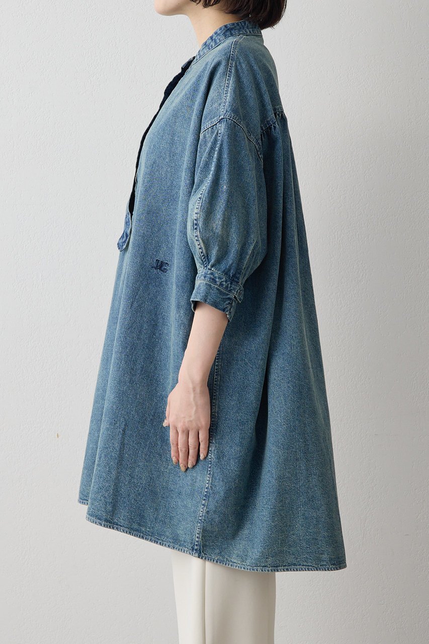 【ウィムガゼット/Whim Gazette】のDENIM刺繍チュニックシャツ 人気、トレンドファッション・服の通販 founy(ファニー) 　ファッション　Fashion　レディースファッション　Fashion for Women　トップス・カットソー　Cut & Sew Tops　シャツ・ブラウス・オフィスカジュアル　Elegant Blouses & Button-Ups　クラシカル　Classical, Vintage-Inspired　ショルダー　Shoulder, Shoulder Strap　スタンド　Stand Collar, Upright Stand　スリーブ　Sleeve, Long Sleeve / Short Sleeve　チュニック　Tunic, Long Top　デニム　Denim, Jeans Material　ドロップ　Drop Shoulder, Dropped Style　バランス　Balance, Style Balance　フロント　Front, Front Design　ユーズド　Used, Vintage-Look　ロング　Long, Long-Length　ワンポイント　One Point, Statement Accent　other-7|ID: prp329100004917336 ipo3291000000036872325