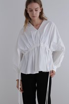 【ル フィル/LE PHIL】の《LE PHIL》ナイロンストレッチブロードブラウス 人気、トレンドファッション・服の通販 founy(ファニー) ファッション Fashion レディースファッション Fashion for Women トップス・カットソー Cut & Sew Tops シャツ・ブラウス・オフィスカジュアル Elegant Blouses & Button-Ups コンパクト Compact, Small Size スタンダード Standard, Basic ストレッチ Stretch, Stretchy Fabric スポーティ Sporty, Casual Athletic スリーブ Sleeve, Long Sleeve / Short Sleeve バランス Balance, Style Balance パターン Pattern, Design Print リボン Ribbon, Bow ロング Long, Long-Length thumbnail ホワイト|ID: prp329100004917487 ipo3291000000036874724