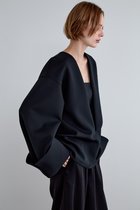 【ル フィル/LE PHIL】の《LE PHIL》スキューバジャージーブラウス 人気、トレンドファッション・服の通販 founy(ファニー) ファッション Fashion レディースファッション Fashion for Women トップス・カットソー Cut & Sew Tops シャツ・ブラウス・オフィスカジュアル Elegant Blouses & Button-Ups スリーブ Sleeve, Long Sleeve / Short Sleeve センター Center, Center Line ビッグ Big, Oversized ミックス Mix, Mixed Style ロング Long, Long-Length 定番 Standard, Basic Item thumbnail ブラック|ID: prp329100004917575 ipo3291000000036875643