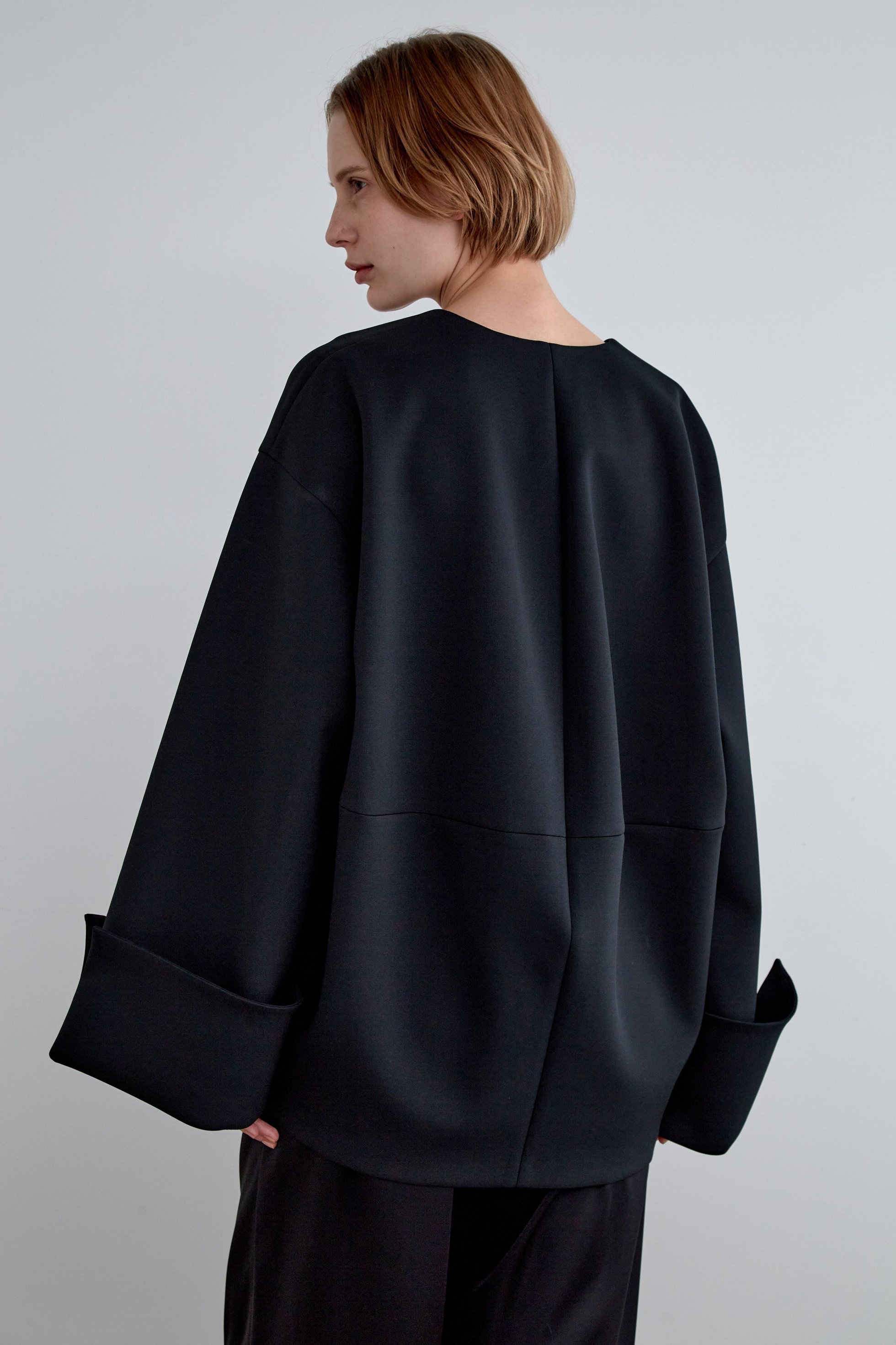 【ル フィル/LE PHIL】の《LE PHIL》スキューバジャージーブラウス 人気、トレンドファッション・服の通販 founy(ファニー) 　ファッション　Fashion　レディースファッション　Fashion for Women　トップス・カットソー　Cut & Sew Tops　シャツ・ブラウス・オフィスカジュアル　Elegant Blouses & Button-Ups　スリーブ　Sleeve, Long Sleeve / Short Sleeve　センター　Center, Center Line　ビッグ　Big, Oversized　ミックス　Mix, Mixed Style　ロング　Long, Long-Length　定番　Standard, Basic Item　other-4|ID: prp329100004917575 ipo3291000000036875647