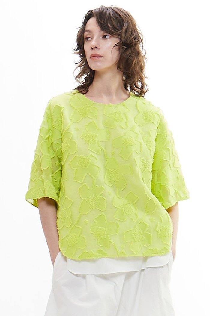 【プレインピープル/PLAIN PEOPLE】のカットジャガードTシャツ型ブラウス インテリア・キッズ・メンズ・レディースファッション・服の通販 founy(ファニー) https://founy.com/ ファッション Fashion レディースファッション Fashion for Women トップス・カットソー Cut & Sew Tops シャツ・ブラウス・オフィスカジュアル Elegant Blouses & Button-Ups ロングTシャツ・Tシャツ Longline T-Shirts & Tees カットジャガード Cut Jacquard ショート Short, Short Length シンプル Simple, Minimal ジャカード／ジャガード Jacquard, Woven Pattern スリーブ Sleeve, Long Sleeve / Short Sleeve ドレス Dress, One-Piece モダン Modern, Contemporary モチーフ Motif, Design Theme 再入荷 Restock / Back in Stock |ID: prp329100004917624 ipo3291000000036876073