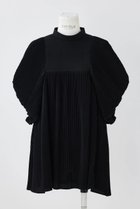 【エンフォルド/ENFOLD】のPEライトジョーゼット ボリュームスリーブ P.O/プルオーバー 人気、トレンドファッション・服の通販 founy(ファニー) ファッション Fashion レディースファッション Fashion for Women トップス・カットソー Cut & Sew Tops シャツ・ブラウス・オフィスカジュアル Elegant Blouses & Button-Ups カジュアルプルオーバー・ニットトップス Pullovers & Knit Tops / Casual Pullovers ボリューム袖・フリルスリーブブラウス Voluminous & Ruffle Sleeves / Puffy Sleeve Tops おすすめ Recommended / Our Picks エレガント 上品 Elegant ジョーゼット Georgette, Semi-Sheer Fabric スリーブ Sleeve, Long Sleeve / Short Sleeve セットアップ Set-Up, Coordinated Outfit ドレス Dress, One-Piece バランス Balance, Style Balance バルーン Balloon, Balloon Silhouette プリーツ Pleats, Pleated リラックス Relax, Relaxed Fit ロング Long, Long-Length 定番 Standard, Basic Item thumbnail ブラック|ID: prp329100004917671 ipo3291000000036876525