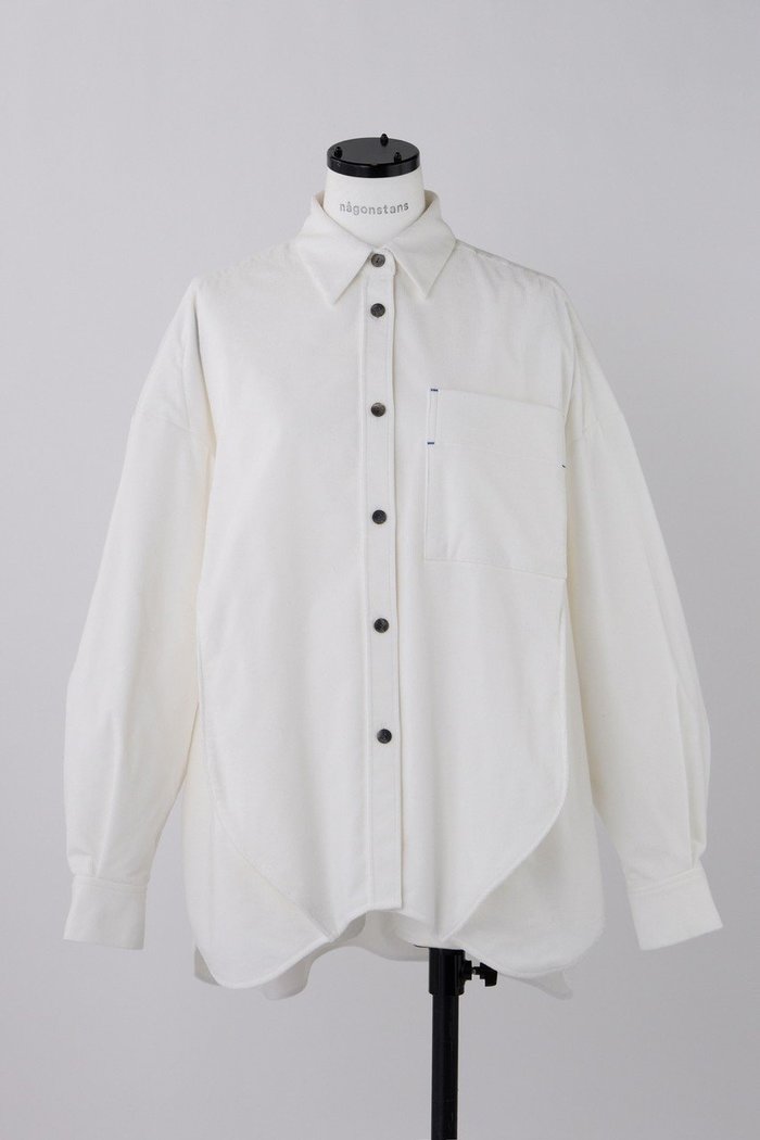 【ナゴンスタンス/nagonstans】の16Wコーデュロイ eggドレープ SH/シャツ インテリア・キッズ・メンズ・レディースファッション・服の通販 founy(ファウニー) https://founy.com/ ファッション Fashion レディースファッション Fashion for Women トップス・カットソー Cut & Sew Tops シャツ・ブラウス・オフィスカジュアル Elegant Blouses & Button-Ups コーデュロイ Corduroy, Cord Fabric スリーブ Sleeve, Long Sleeve / Short Sleeve ドレープ Drape, Draping Fabric モチーフ Motif, Design Theme ロング Long, Long-Length 人気 Popular, Best Seller 秋 Autumn |ID: prp329100004917754 ipo3291000000036877244