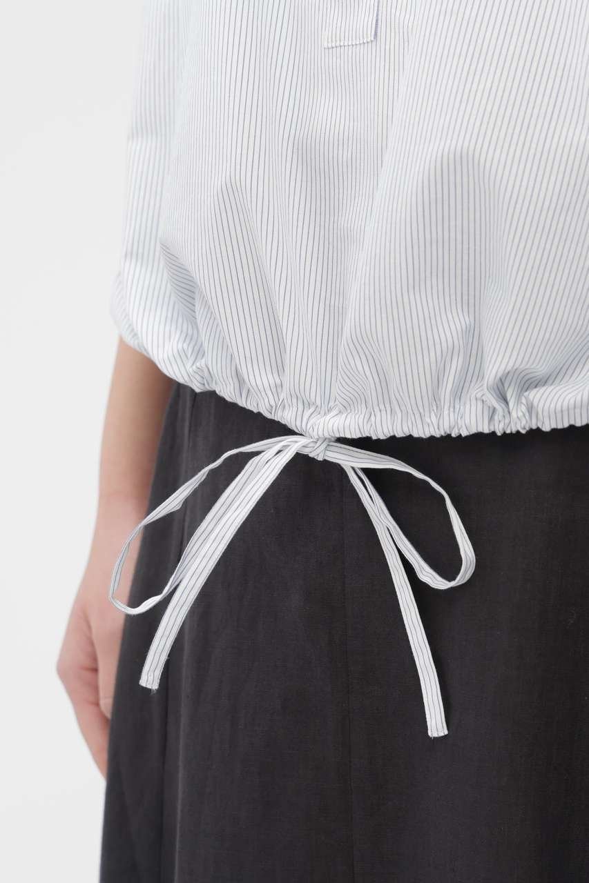 【マーガレットハウエル/MARGARET HOWELL】のYARN DYED COTTON POPLIN SHIRT 人気、トレンドファッション・服の通販 founy(ファニー) 　ファッション　Fashion　レディースファッション　Fashion for Women　トップス・カットソー　Cut & Sew Tops　シャツ・ブラウス・オフィスカジュアル　Elegant Blouses & Button-Ups　なめらか　Smooth, Silky Texture　ショート　Short, Short Length　スピンドル　Spindle, Drawcord　スリーブ　Sleeve, Long Sleeve / Short Sleeve　ブラウジング　Blouson Silhouette, Cinched Waist　エレガント 上品　Elegant　半袖　Short Sleeve, Half Sleeve　other-3|ID: prp329100004917896 ipo3291000000036879398