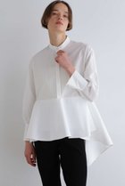 【ル フィル/LE PHIL】のSOLOTEXブロードペプラムシャツ 人気、トレンドファッション・服の通販 founy(ファニー) ファッション Fashion レディースファッション Fashion for Women トップス・カットソー Cut & Sew Tops シャツ・ブラウス・オフィスカジュアル Elegant Blouses & Button-Ups スタンダード Standard, Basic スリーブ Sleeve, Long Sleeve / Short Sleeve ドレープ Drape, Draping Fabric フォルム Silhouette, Form フロント Front, Front Design ペプラム Peplum, Flared Hem ロング Long, Long-Length 新作・新入荷 New Arrivals / New In thumbnail ホワイト|ID: prp329100004918059 ipo3291000000036887972