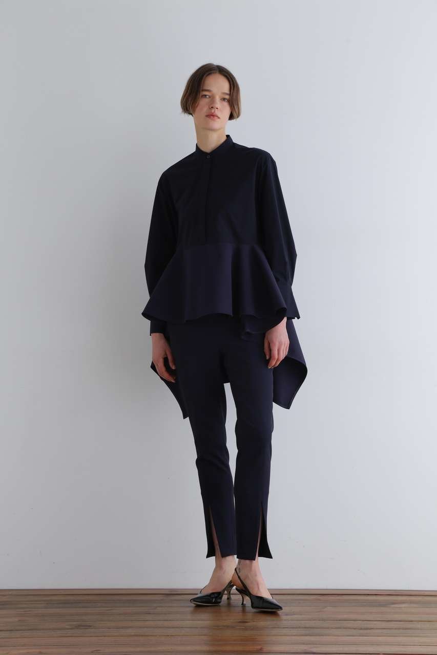 【ル フィル/LE PHIL】のSOLOTEXブロードペプラムシャツ 人気、トレンドファッション・服の通販 founy(ファニー) 　ファッション　Fashion　レディースファッション　Fashion for Women　トップス・カットソー　Cut & Sew Tops　シャツ・ブラウス・オフィスカジュアル　Elegant Blouses & Button-Ups　スタンダード　Standard, Basic　スリーブ　Sleeve, Long Sleeve / Short Sleeve　ドレープ　Drape, Draping Fabric　フォルム　Silhouette, Form　フロント　Front, Front Design　ペプラム　Peplum, Flared Hem　ロング　Long, Long-Length　新作・新入荷　New Arrivals / New In　other-3|ID: prp329100004918059 ipo3291000000036887975