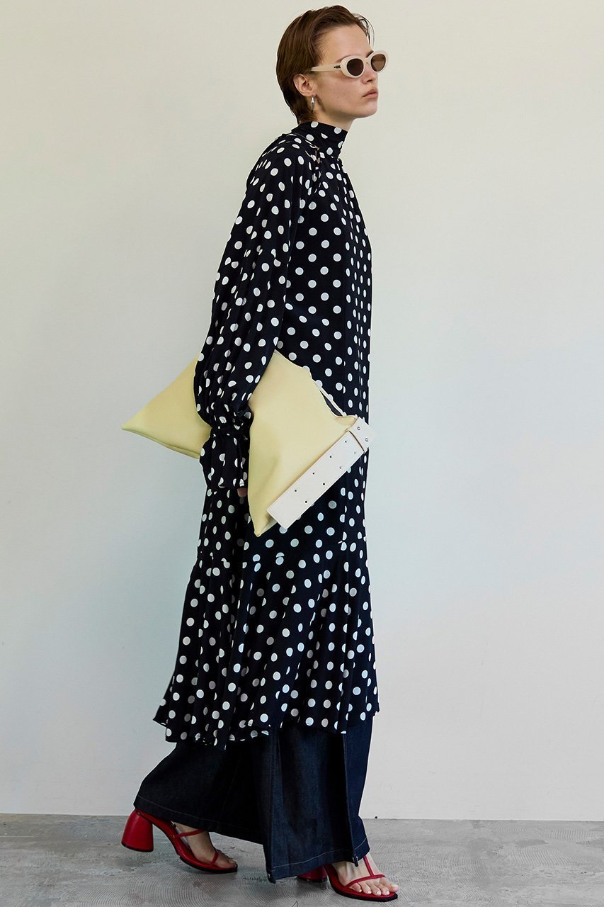 【メゾンスペシャル/MAISON SPECIAL】の2WAY Sleeve Dot One-Piece/2WAYスリーブドットワンピース 人気、トレンドファッション・服の通販 founy(ファニー) 　ファッション　Fashion　レディースファッション　Fashion for Women　ワンピース　Dresses　チュニック　Tunic Tops & Dresses　おすすめ　Recommended / Our Picks　スタンド　Stand Collar, Upright Stand　スラックス　Slacks, Dress Pants　チュニック　Tunic, Long Top　デニム　Denim, Jeans Material　ドット　Polka Dot, Dot Pattern　ドレス　Dress, One-Piece　ボトム　Bottoms, Lower Wear　リボン　Ribbon, Bow　ロング　Long, Long-Length　other-8|ID: prp329100004918513 ipo3291000000036891003