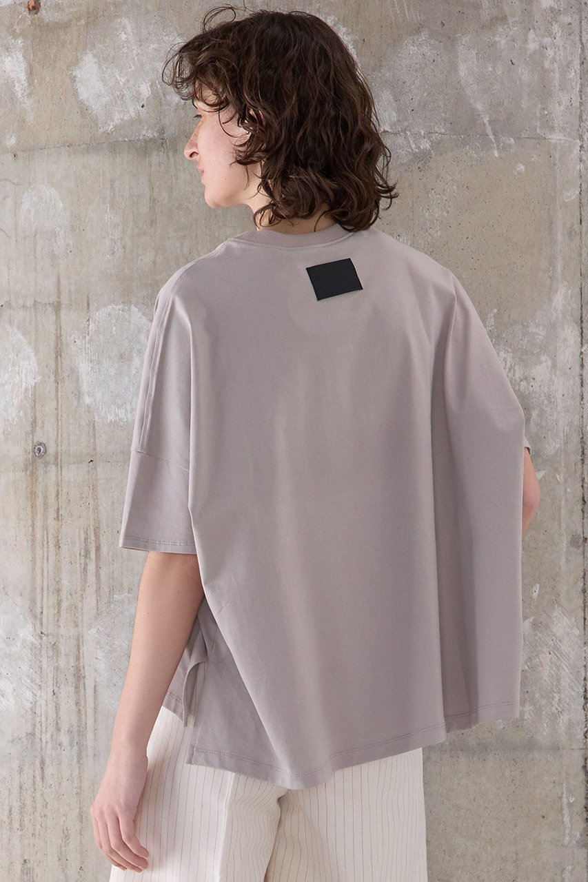 【マルティニーク/martinique】の《別注》【COGTHEBIGSMOKE】NOA T SHIRT 人気、トレンドファッション・服の通販 founy(ファニー) 　ファッション　Fashion　レディースファッション　Fashion for Women　トップス・カットソー　Cut & Sew Tops　シャツ・ブラウス・オフィスカジュアル　Elegant Blouses & Button-Ups　ロングTシャツ・Tシャツ　Longline T-Shirts & Tees　カットソー・ベーシックTシャツ　Cut-and-Sewn Tops / Stretch Tees & Basics　コレクション　Collection, Seasonal Line　ショート　Short, Short Length　スリーブ　Sleeve, Long Sleeve / Short Sleeve　トレンド　Trend, Trending Now　なめらか　Smooth, Silky Texture　ハーフ　Half, Half-Length　バランス　Balance, Style Balance　別注　Limited Edition, Custom Order　リアル　Real, Realistic　ロンドン　London Style, British Inspired　ワイド　Wide, Wide Fit　日本製　Made In Japan　エレガント 上品　Elegant　other-4|ID: prp329100004918552 ipo3291000000036892101