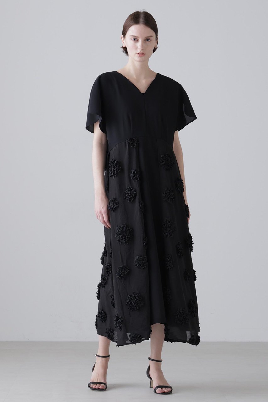 【アドーア/ADORE】のドットフラワーエンブロイダリーワンピース インテリア・キッズ・メンズ・レディースファッション・服の通販 founy(ファニー) 　ファッション　Fashion　レディースファッション　Fashion for Women　ワンピース　Dresses　チュニック　Tunic Tops & Dresses　アンダー　Underwear Essentials　エンブロイダリー　Embroidery Design　オケージョン　Occasion Wear　シアー　Sheer, See-Through　チュニック　Tunic, Long Top　ドット　Polka Dot, Dot Pattern　フラワー　Flower, Floral　ロング　Long, Long-Length　ブラック|ID: prp329100004918629 ipo3291000000036893471