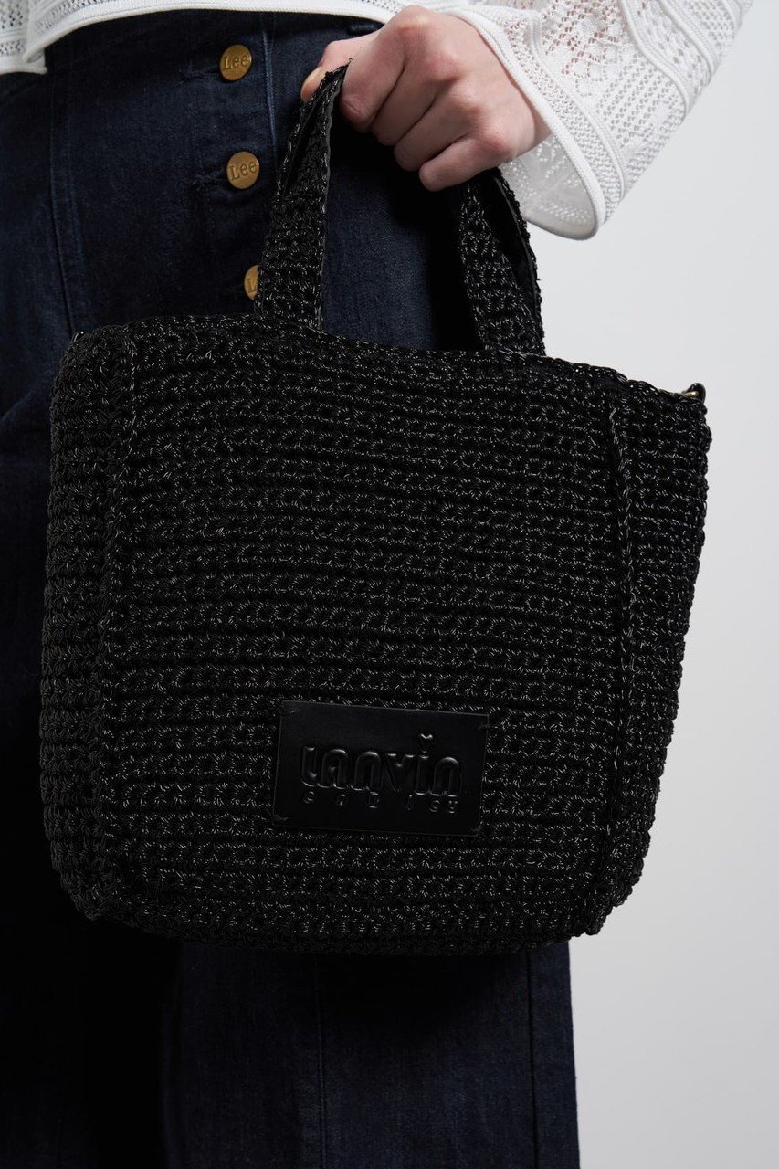 【ランバン オン ブルー/LANVIN en Bleu】のメタリック編み込みトートバッグ 人気、トレンドファッション・服の通販 founy(ファニー) 　ファッション　Fashion　レディースファッション　Fashion for Women　バッグ　Bags　スマート　Smart, Elegant　フェイクレザー　Faux Leather, PU Leather　ポケット　Pocket, Pocket Detail　メタリック　Metallic, Shiny Finish　手編み　Hand-Knitted, Handmade Knit　財布　Wallet, Purse　other-8|ID: prp329100004918798 ipo3291000000036896894