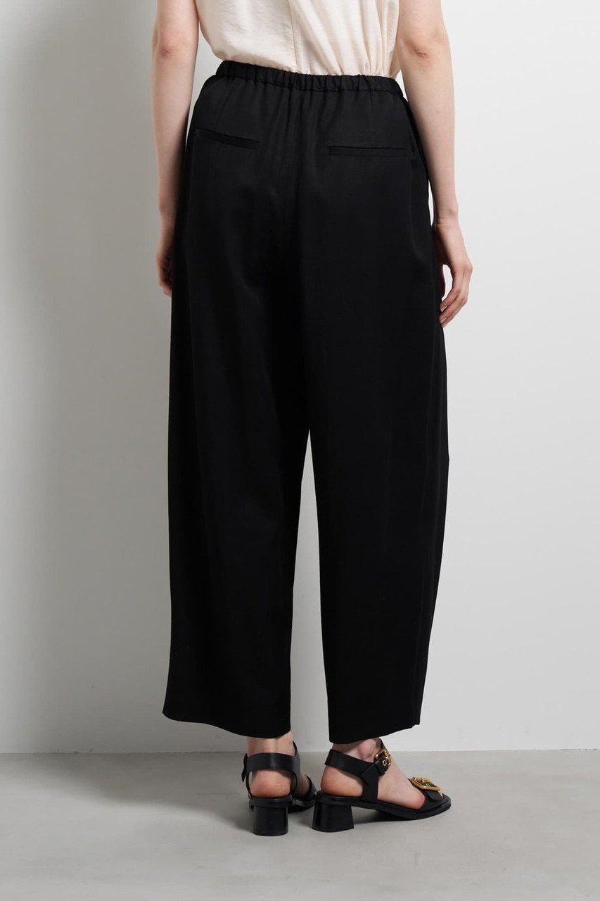 【ランバン オン ブルー/LANVIN en Bleu】のツイルタックカーブパンツ 人気、トレンドファッション・服の通販 founy(ファニー) 　ファッション　Fashion　レディースファッション　Fashion for Women　パンツ　Pants & Trousers　おすすめ　Recommended / Our Picks　クロップド　Cropped, Short Length　シンプル　Simple, Minimal　ジャケット　Jacket, Outerwear　ファブリック　Fabric, Textile　フォルム　Silhouette, Form　リネン　Linen, Linen Fabric　リラックス　Relax, Relaxed Fit　ワイド　Wide, Wide Fit　エレガント 上品　Elegant　other-3|ID: prp329100004918802 ipo3291000000036896932