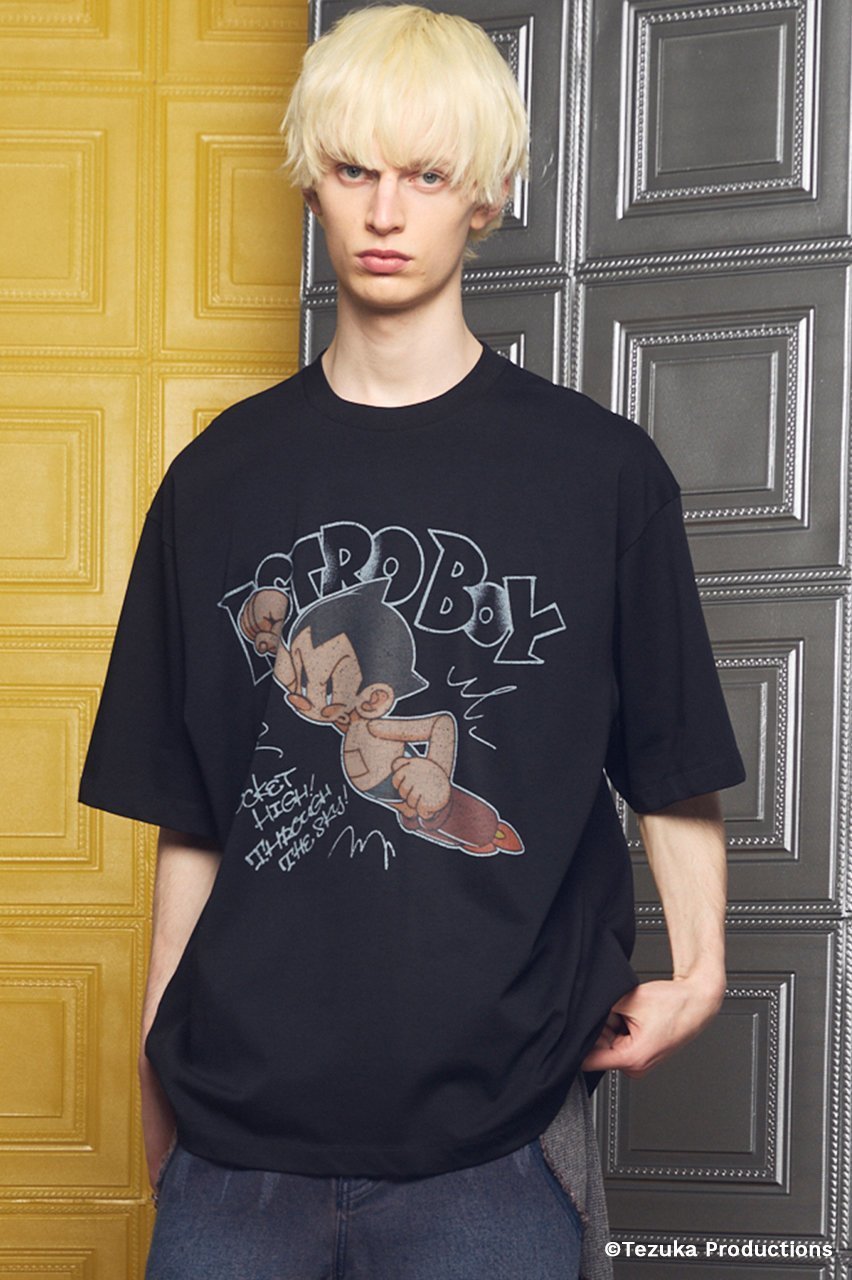 【メゾンスペシャル/MAISON SPECIAL】の【UNISEX】【TEZUKA CHARACTERS for MAISON SPECIAL】- ASTRO BOY - Prime-Over Crew Neck Graphic T-Shirt/- 鉄腕アトム - プライムオーバークルーネックグラフィックTシャツ 人気、トレンドファッション・服の通販 founy(ファニー) 　ファッション　Fashion　レディースファッション　Fashion for Women　トップス・カットソー　Cut & Sew Tops　シャツ・ブラウス・オフィスカジュアル　Elegant Blouses & Button-Ups　ロングTシャツ・Tシャツ　Longline T-Shirts & Tees　カットソー・ベーシックTシャツ　Cut-and-Sewn Tops / Stretch Tees & Basics　イラスト　Illustration　インナー　Innerwear　カットソー　Cut and Sewn Top　キャラクター　Character, Licensed Characters　グラフィック　Graphic, Graphic Design　ショルダー　Shoulder, Shoulder Strap　ショート　Short, Short Length　シルケット　Silket, Silky Cotton　シンプル　Simple, Minimal　スリーブ　Sleeve, Long Sleeve / Short Sleeve　ドロップ　Drop Shoulder, Dropped Style　定番　Standard, Basic Item　バランス　Balance, Style Balance　パターン　Pattern, Design Print　フィット　Fit, Slim Fit　プリント　Print, Printed Pattern　ユニセックス　Unisex, Genderless　エレガント 上品　Elegant　新作・新入荷　New Arrivals / New In　other-6|ID: prp329100004918809 ipo3291000000036897203